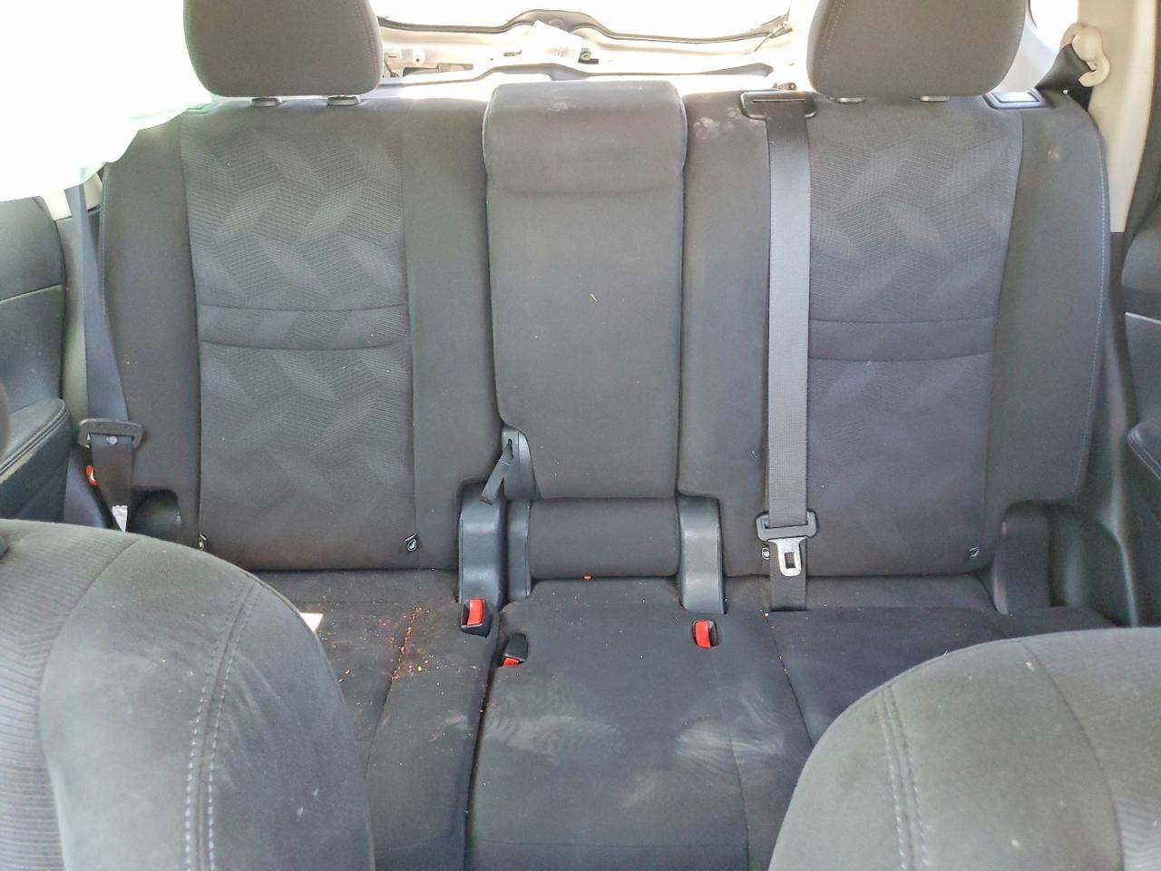 2015 Nissan Rogue S Gray vin: KNMAT2MVXFP567782