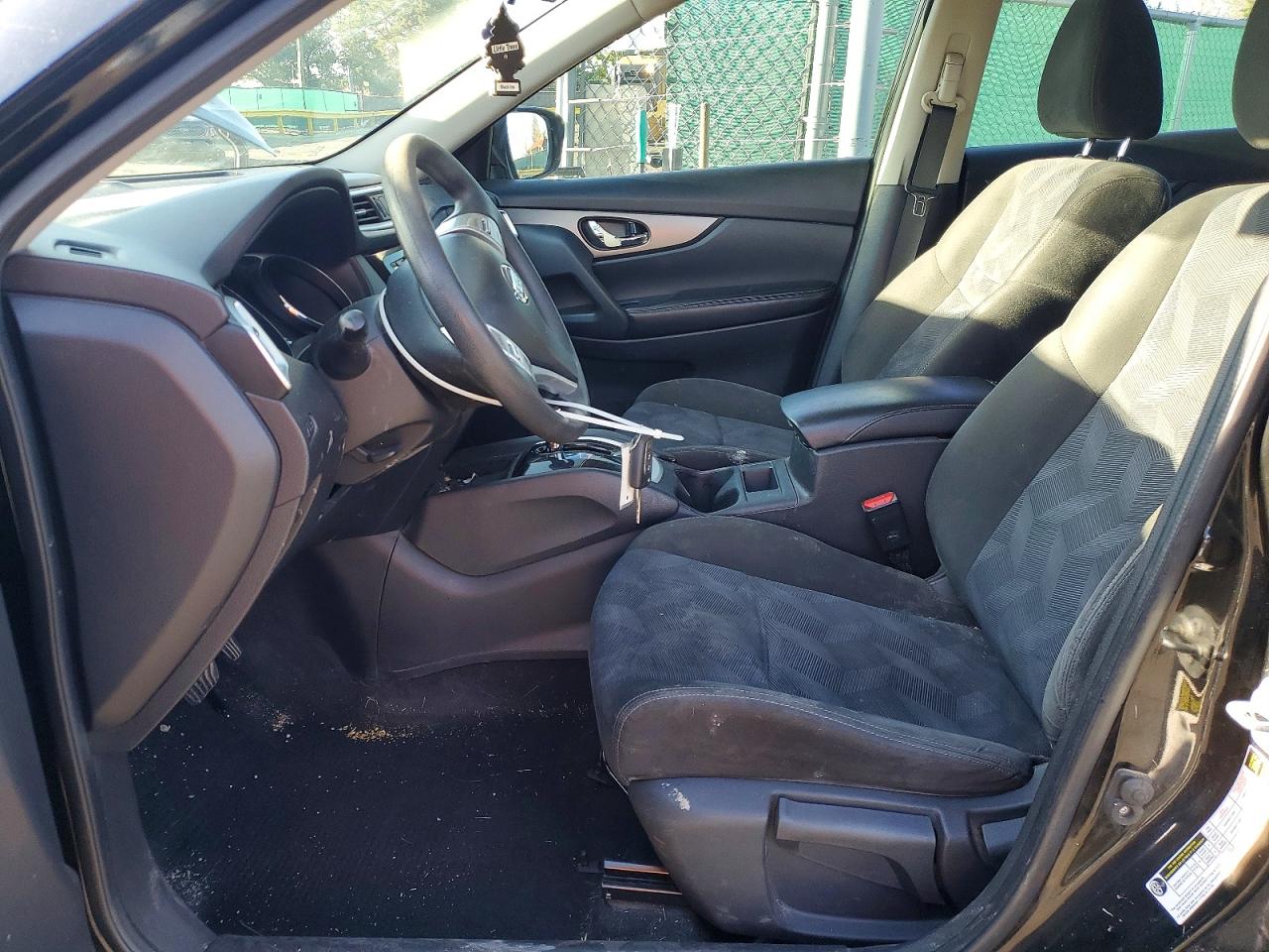 2015 Nissan Rogue S Blue vin: KNMAT2MVXFP568222