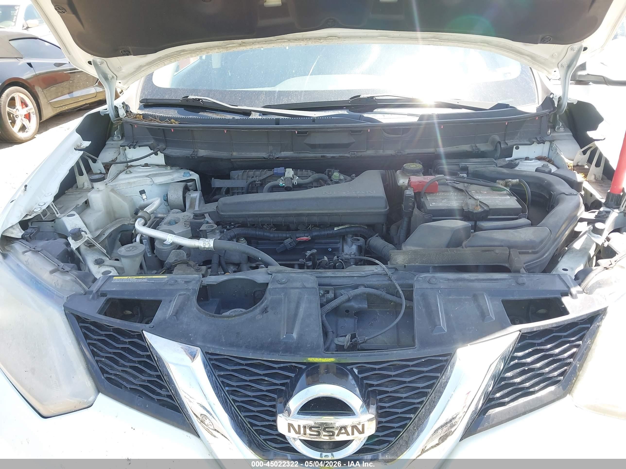 2015 Nissan Rogue S White vin: KNMAT2MVXFP577373
