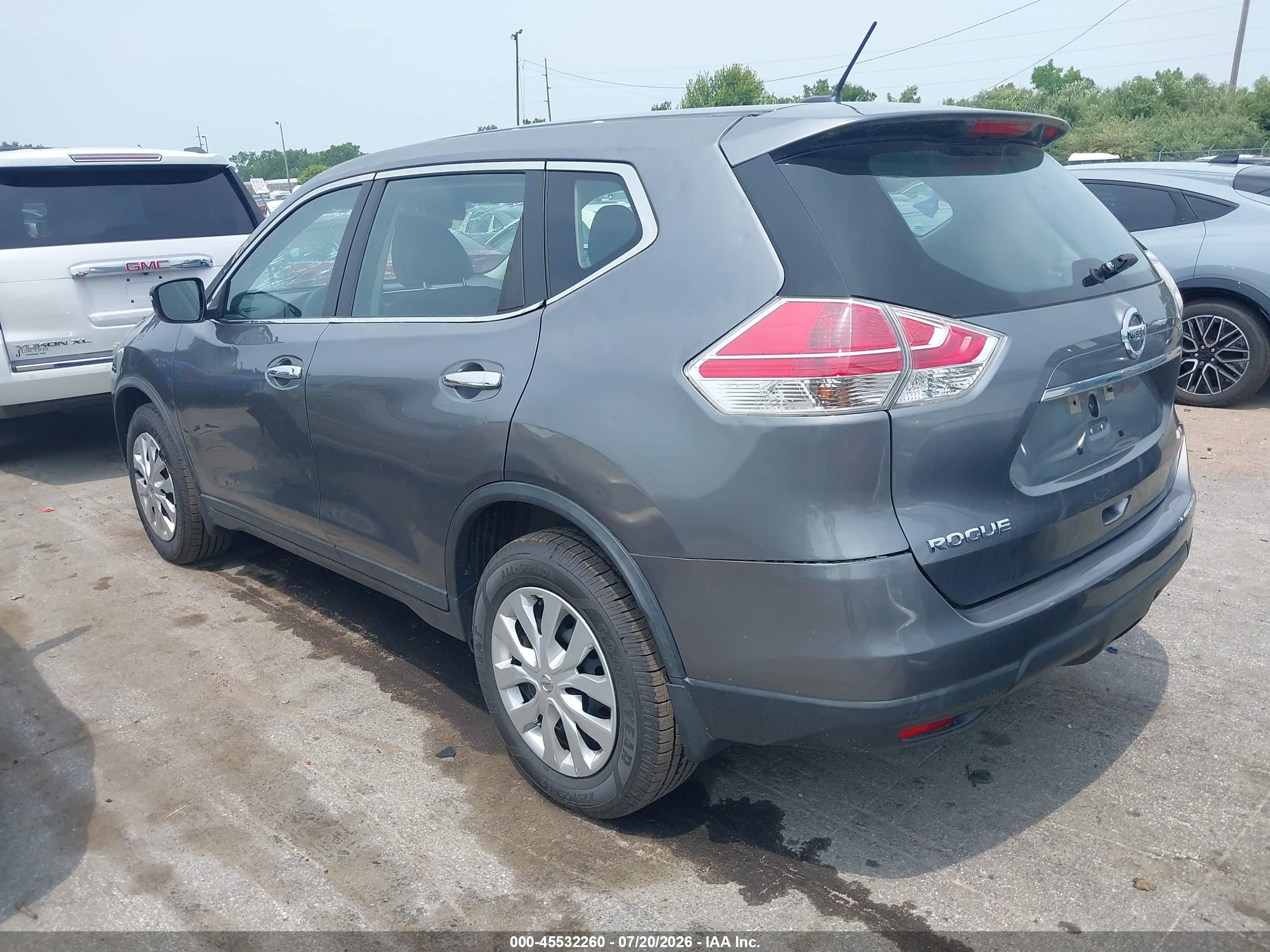 2015 Nissan Rogue S Gray vin: KNMAT2MVXFP590821