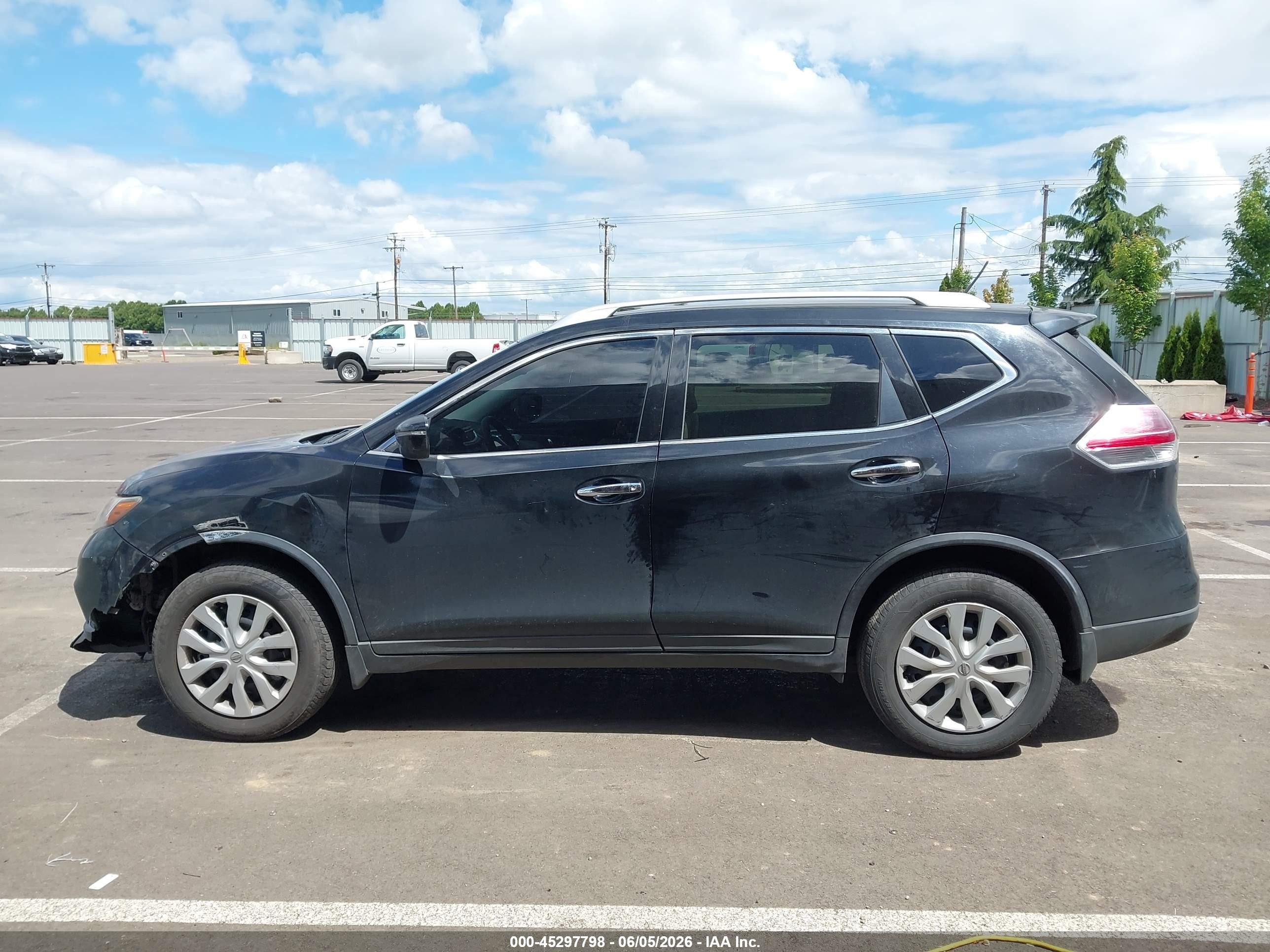 2016 Nissan Rogue S Black vin: KNMAT2MVXGP672629
