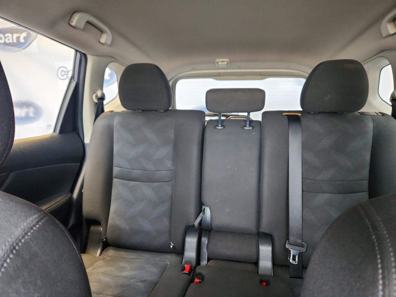 2016 Nissan Rogue S Серый vin: KNMAT2MVXGP712496