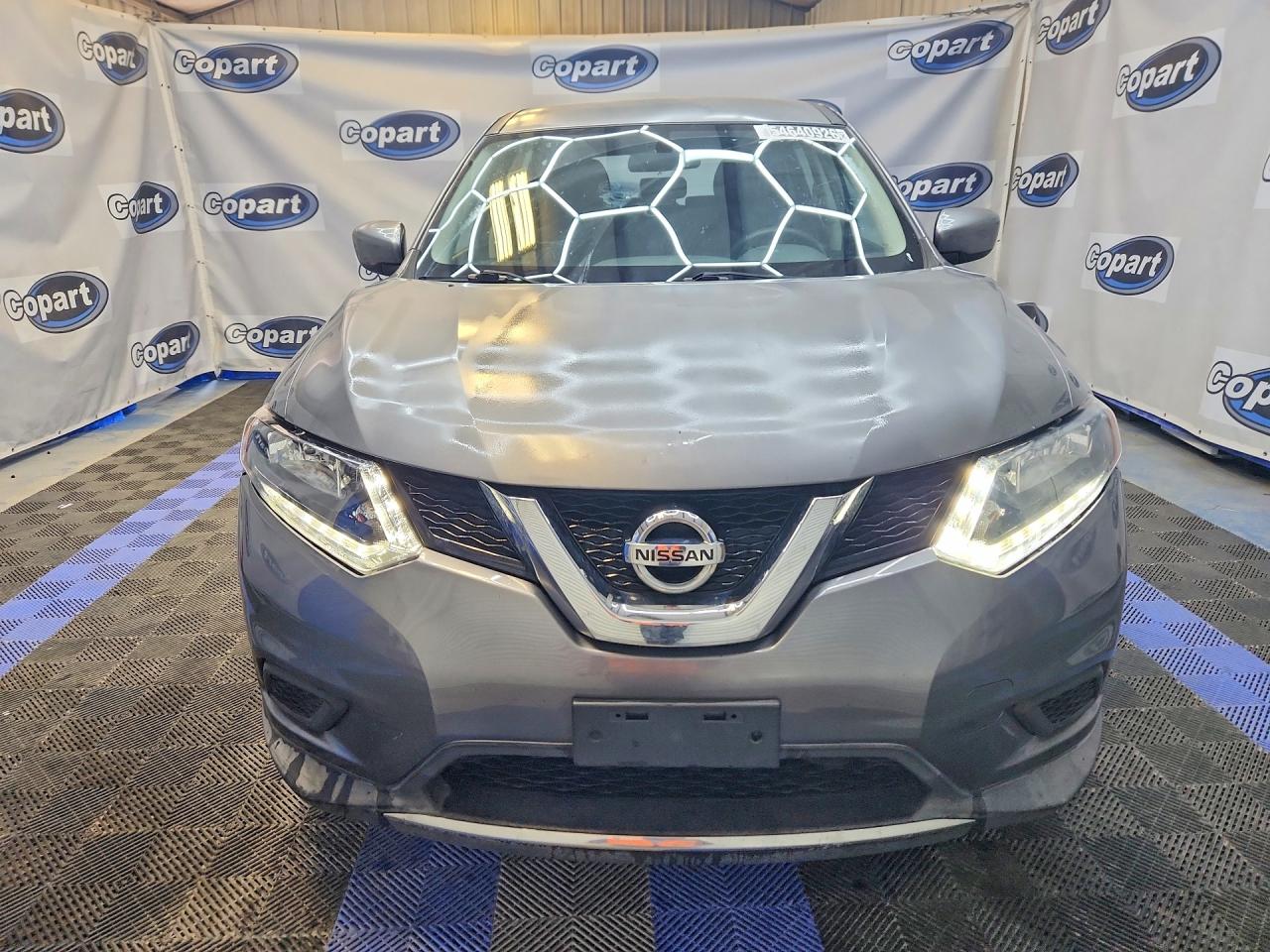 2016 Nissan Rogue S Серый vin: KNMAT2MVXGP712496