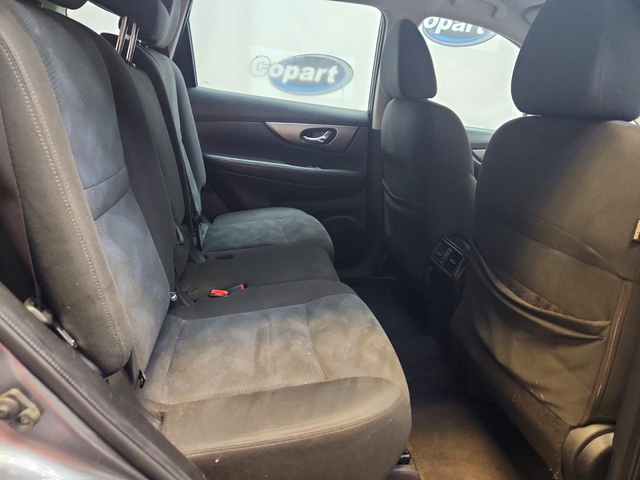 2016 Nissan Rogue S Серый vin: KNMAT2MVXGP712496