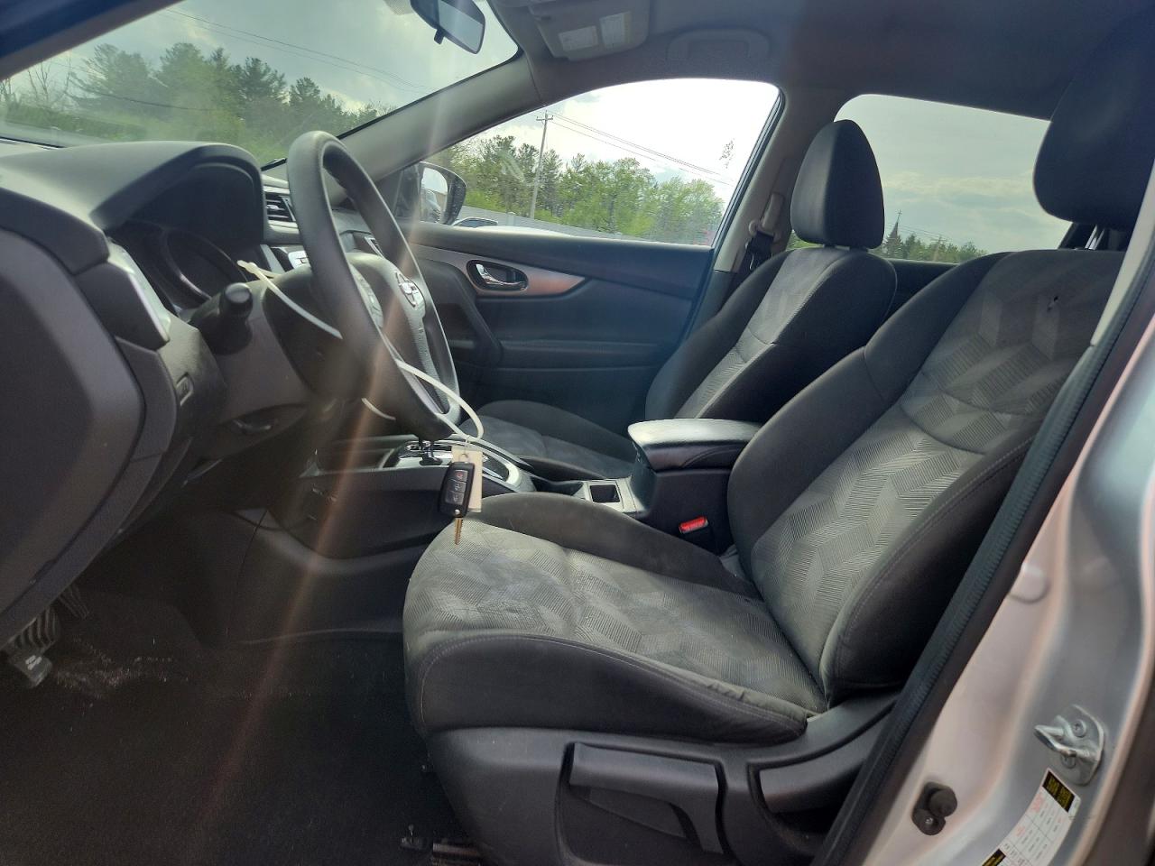2016 Nissan Rogue S Silver vin: KNMAT2MVXGP728181