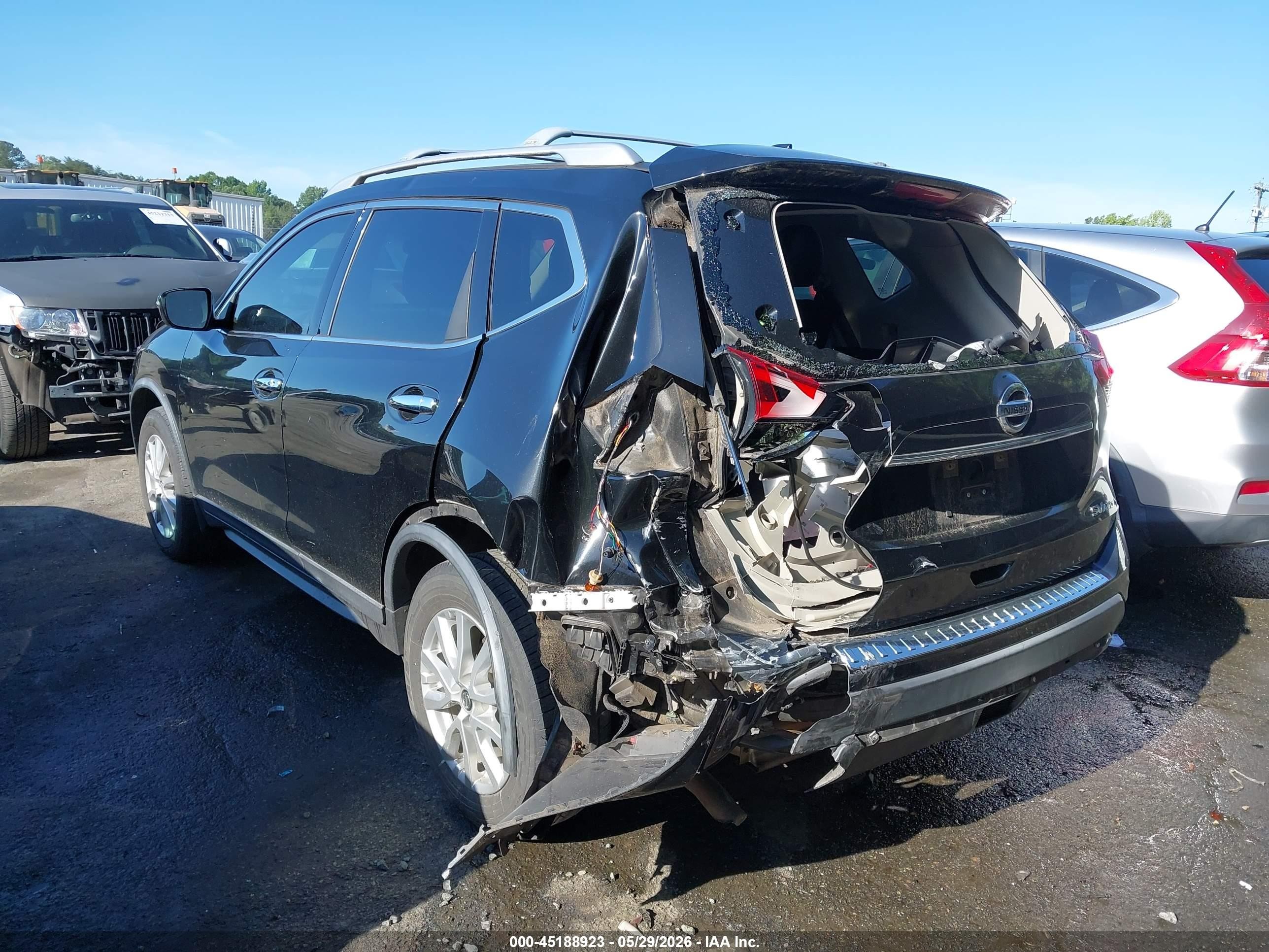 2017 Nissan Rogue Sv Black vin: KNMAT2MVXHP606440