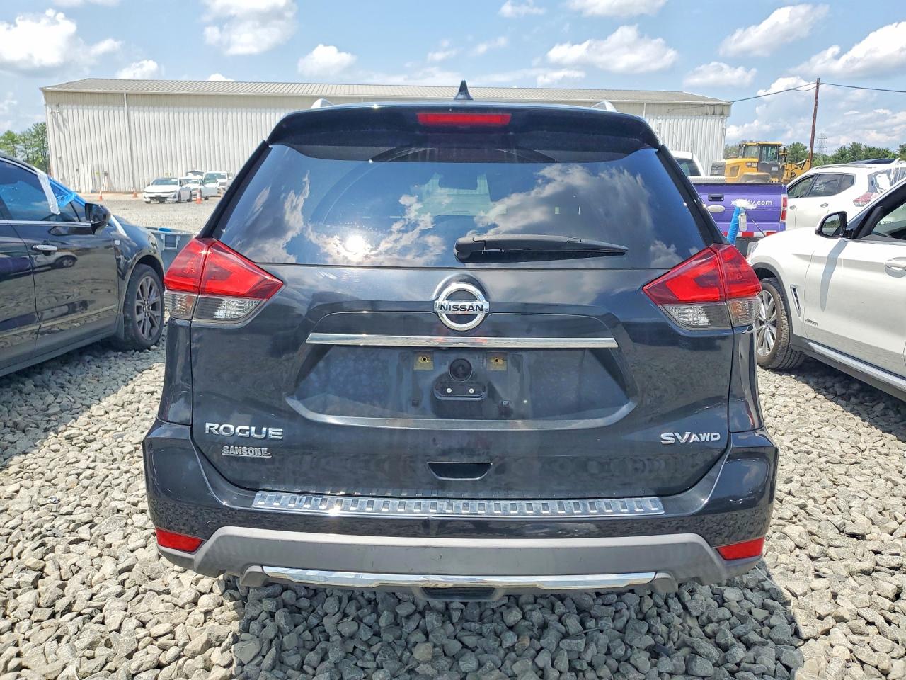 2018 Nissan Rogue Sv Black vin: KNMAT2MVXJP621963