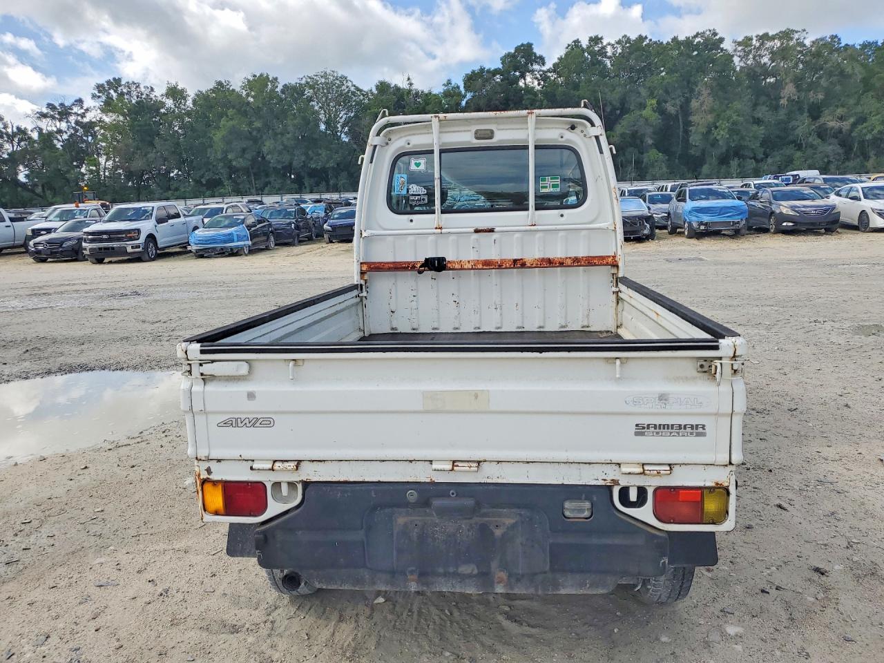 1997 Subaru Sambar White vin: KS4347286