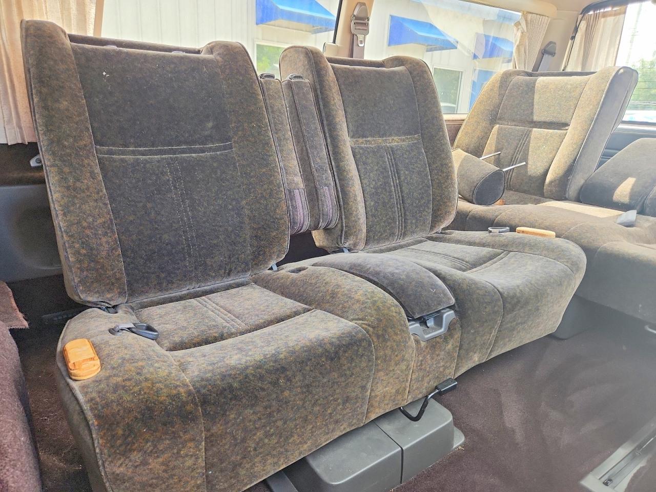 1994 Toyota Hiace Tan vin: KZH1061008178