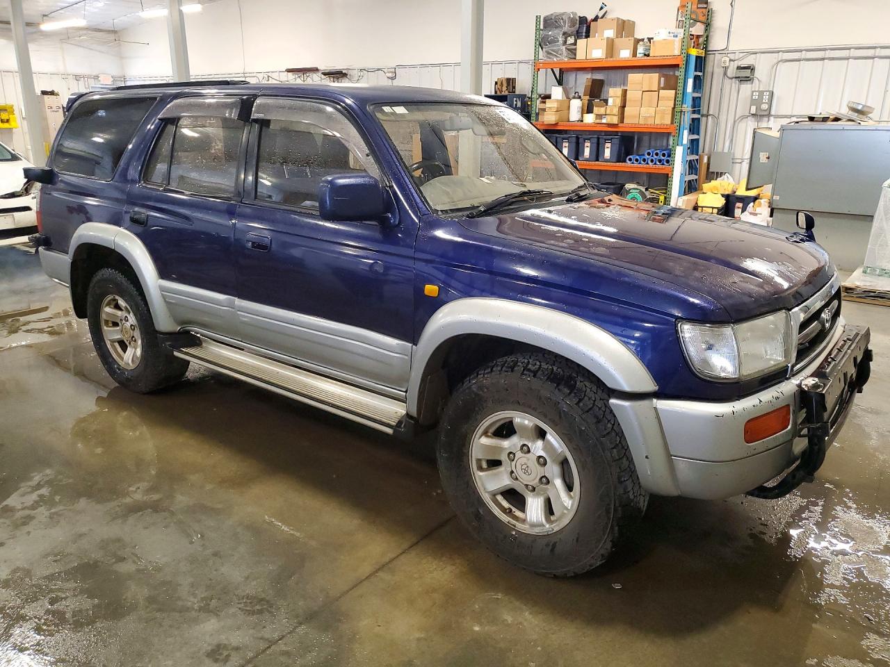 1996 Toyt Hilux Surf Blue vin: KZN1859002020
