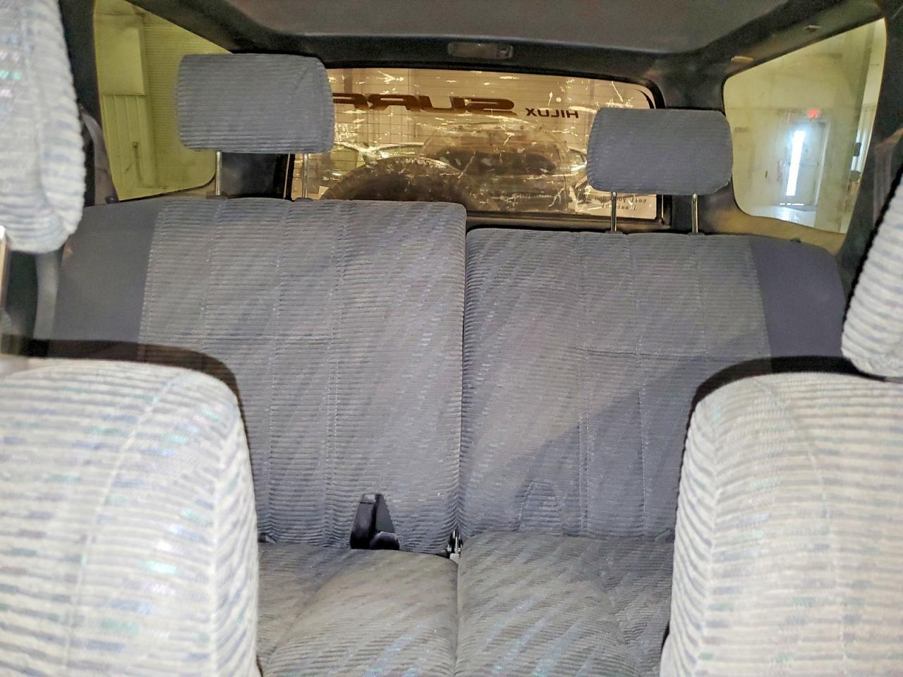 1996 Toyt Hilux Surf Blue vin: KZN1859002020