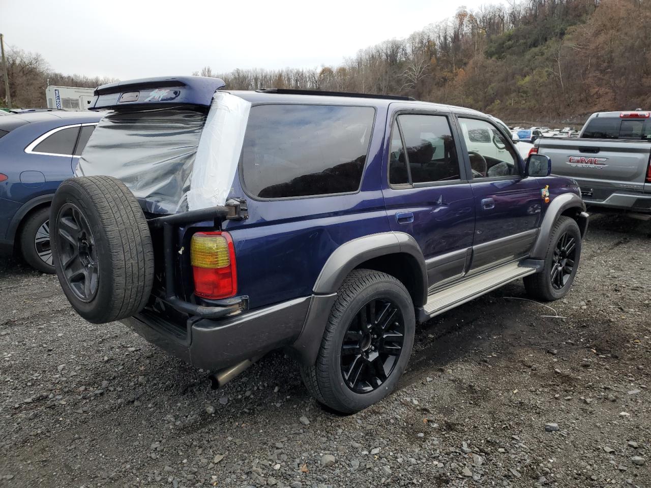 1997 Toyota Hilux Surf Blue vin: KZN1859006586