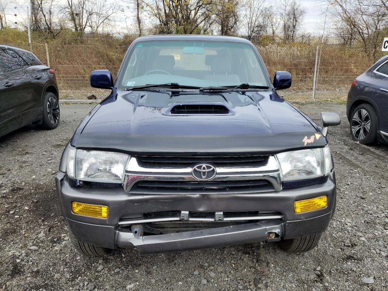 1997 Toyota Hilux Surf Blue vin: KZN1859006586