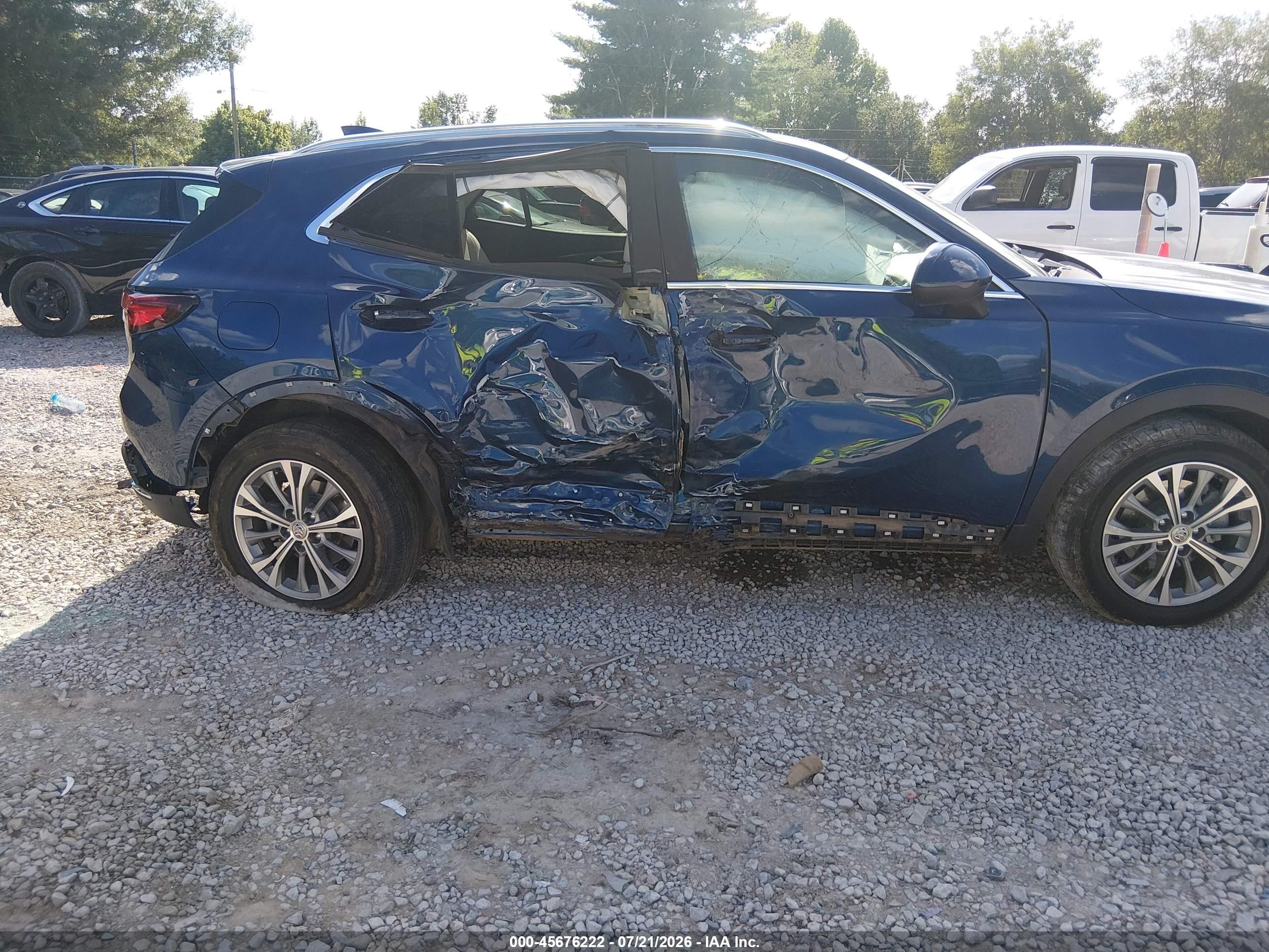 2022 Buick Envision Fwd Preferred Blue vin: LRBAZLR42ND021786