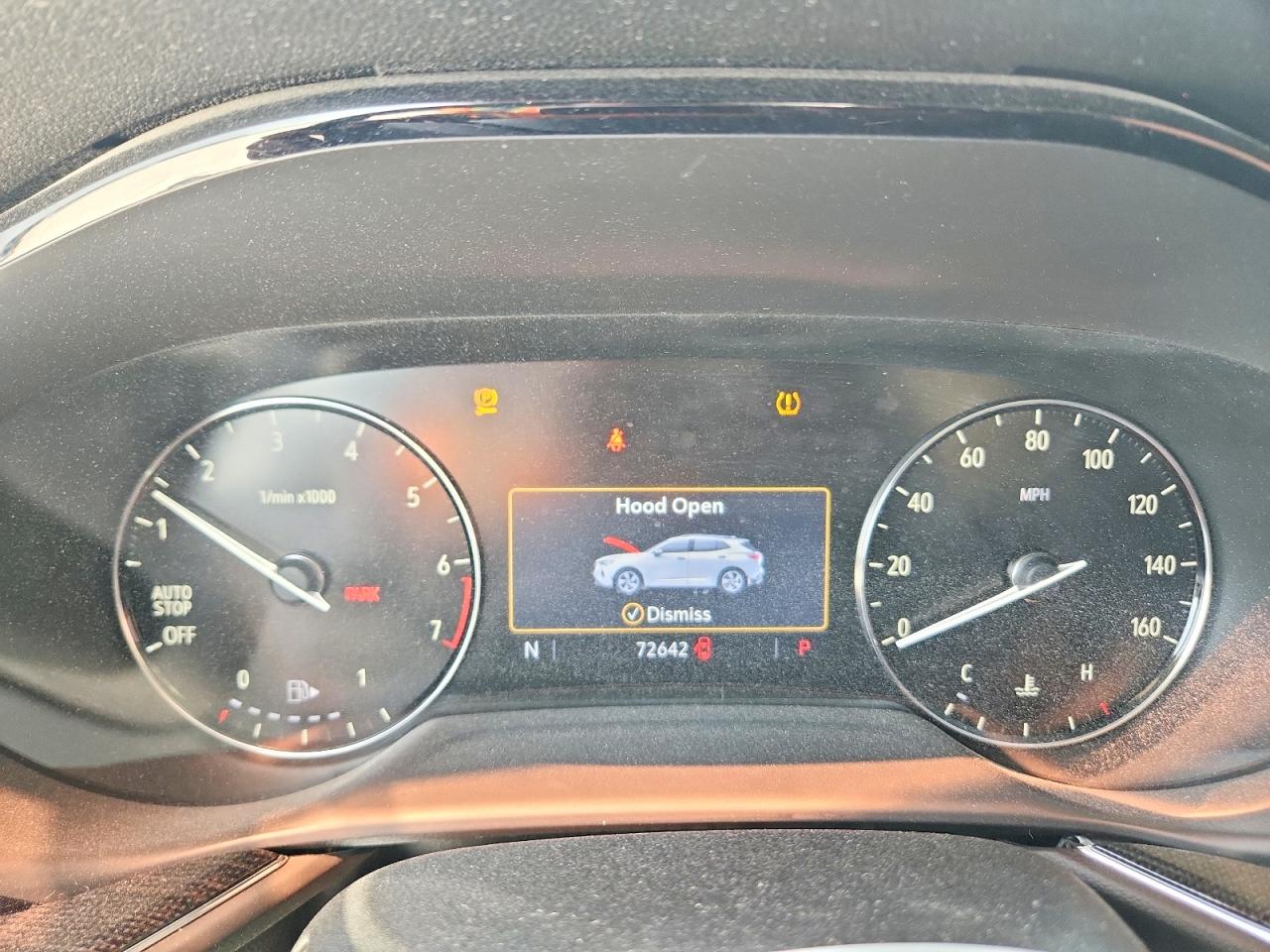 2022 Buick Envision Preferred Silver vin: LRBAZLR43ND068454