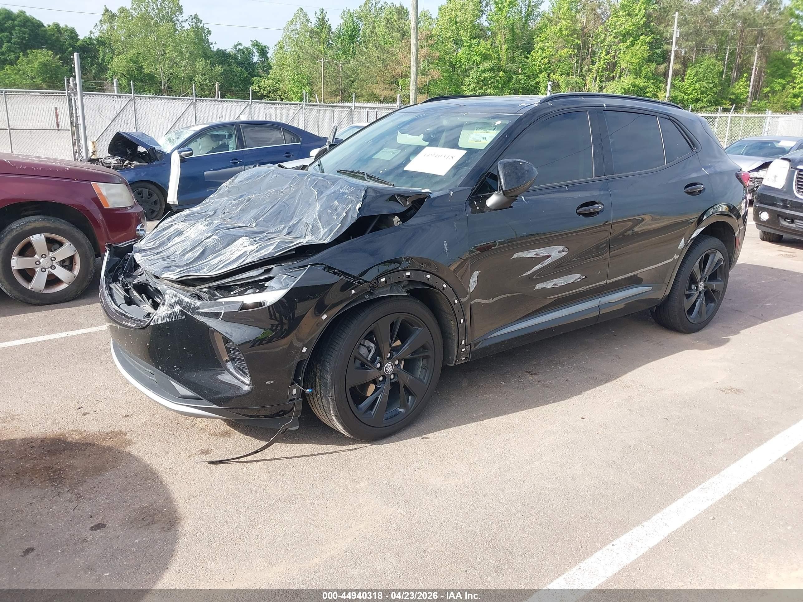 2022 Buick Envision Fwd Preferred Черный vin: LRBAZLR49ND064912