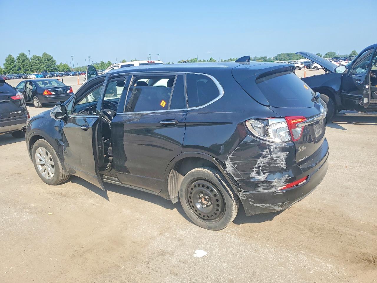 2018 Buick Envision Essence Black vin: LRBFX1SAXJD006527