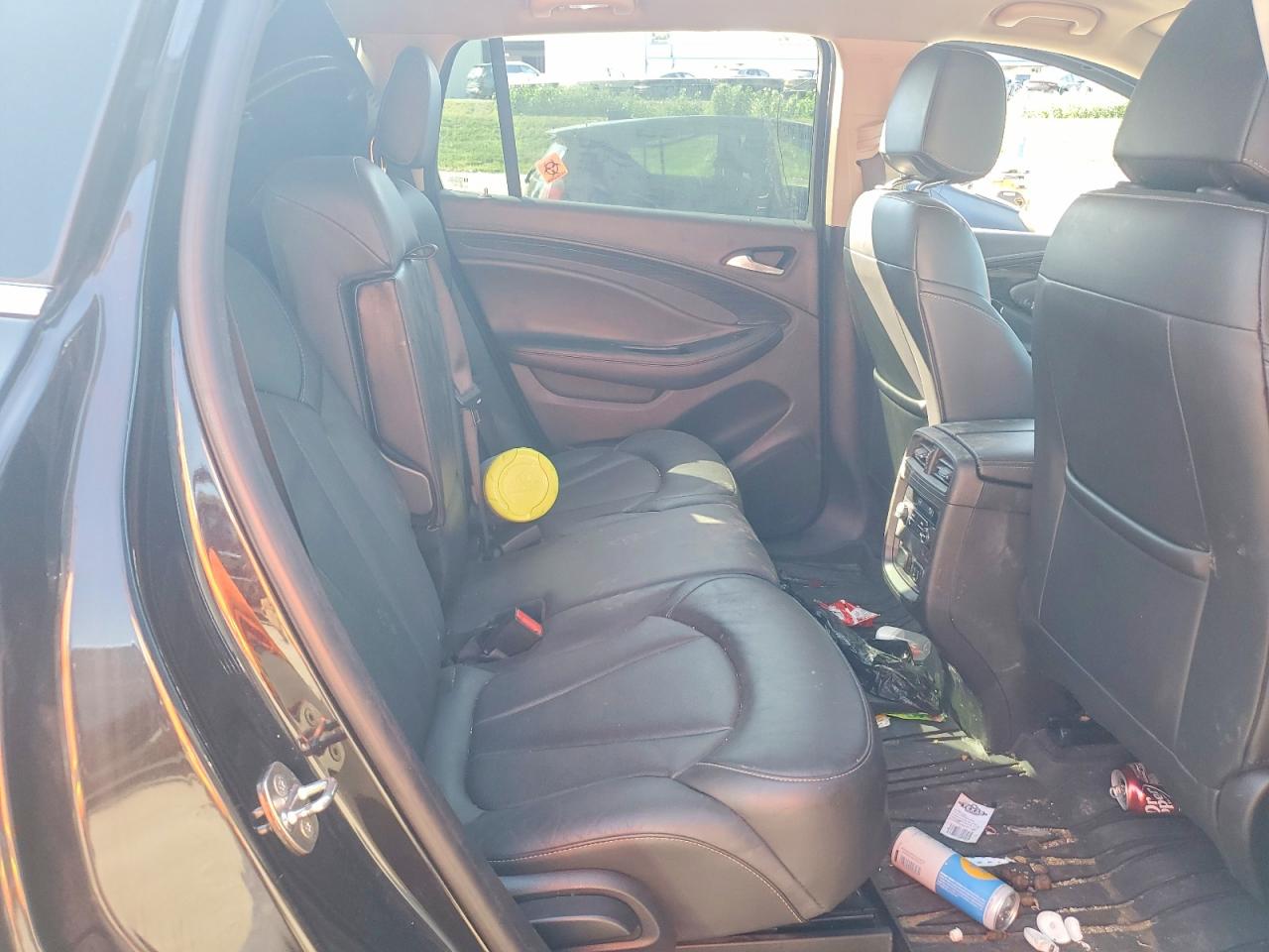 2018 Buick Envision Essence Black vin: LRBFX1SAXJD006527