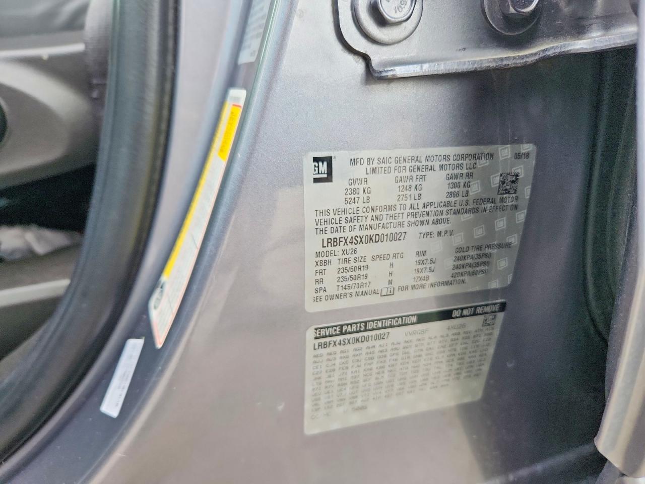 2019 Buick Envision Premium Ii Silver vin: LRBFX4SX0KD010027