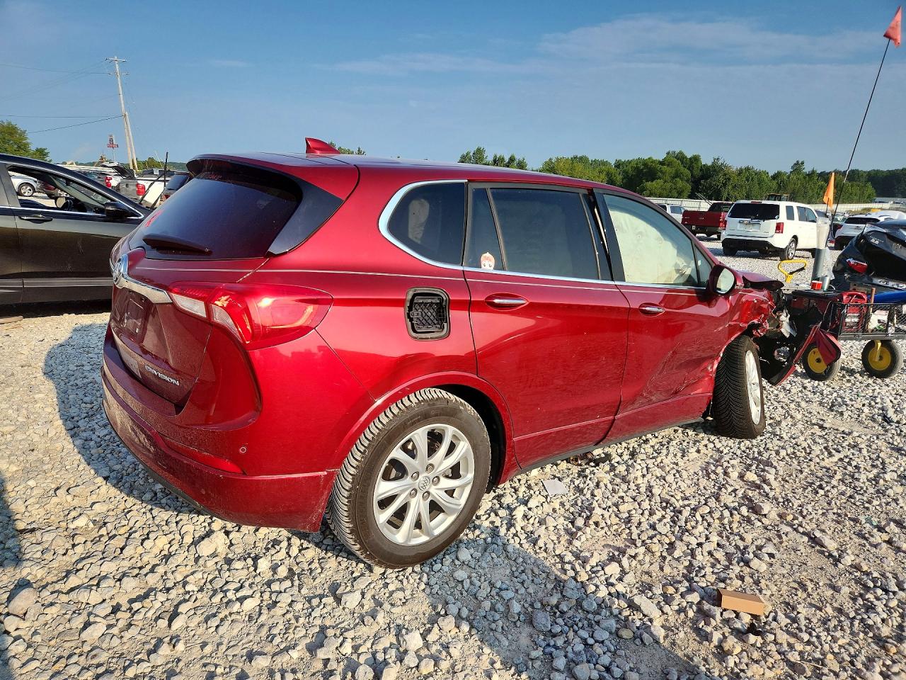 2020 Buick Envision Preferred Red vin: LRBFXBSA5LD018707