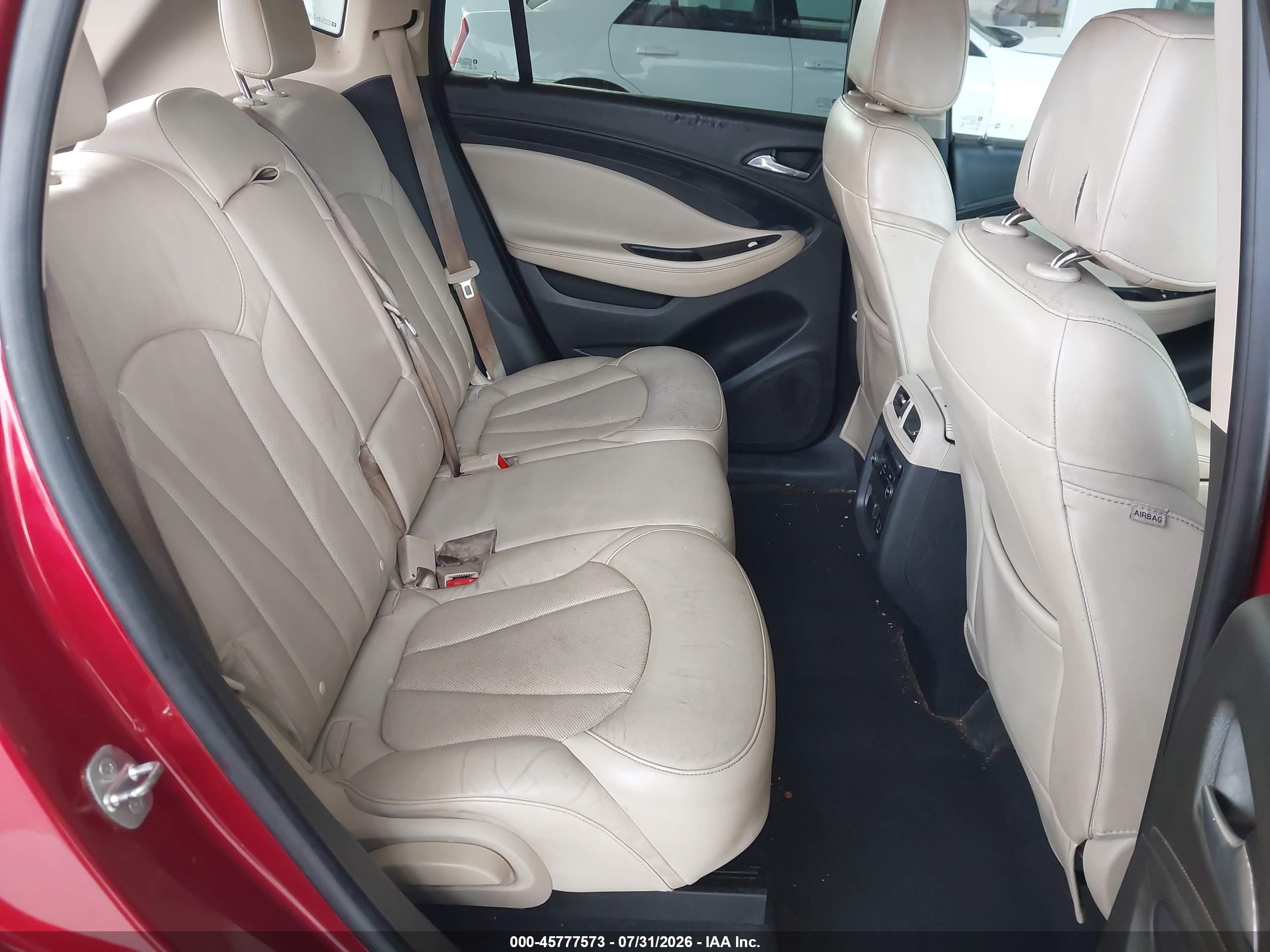 2017 Buick Envision Essence Red vin: LRBFXBSAXHD177567