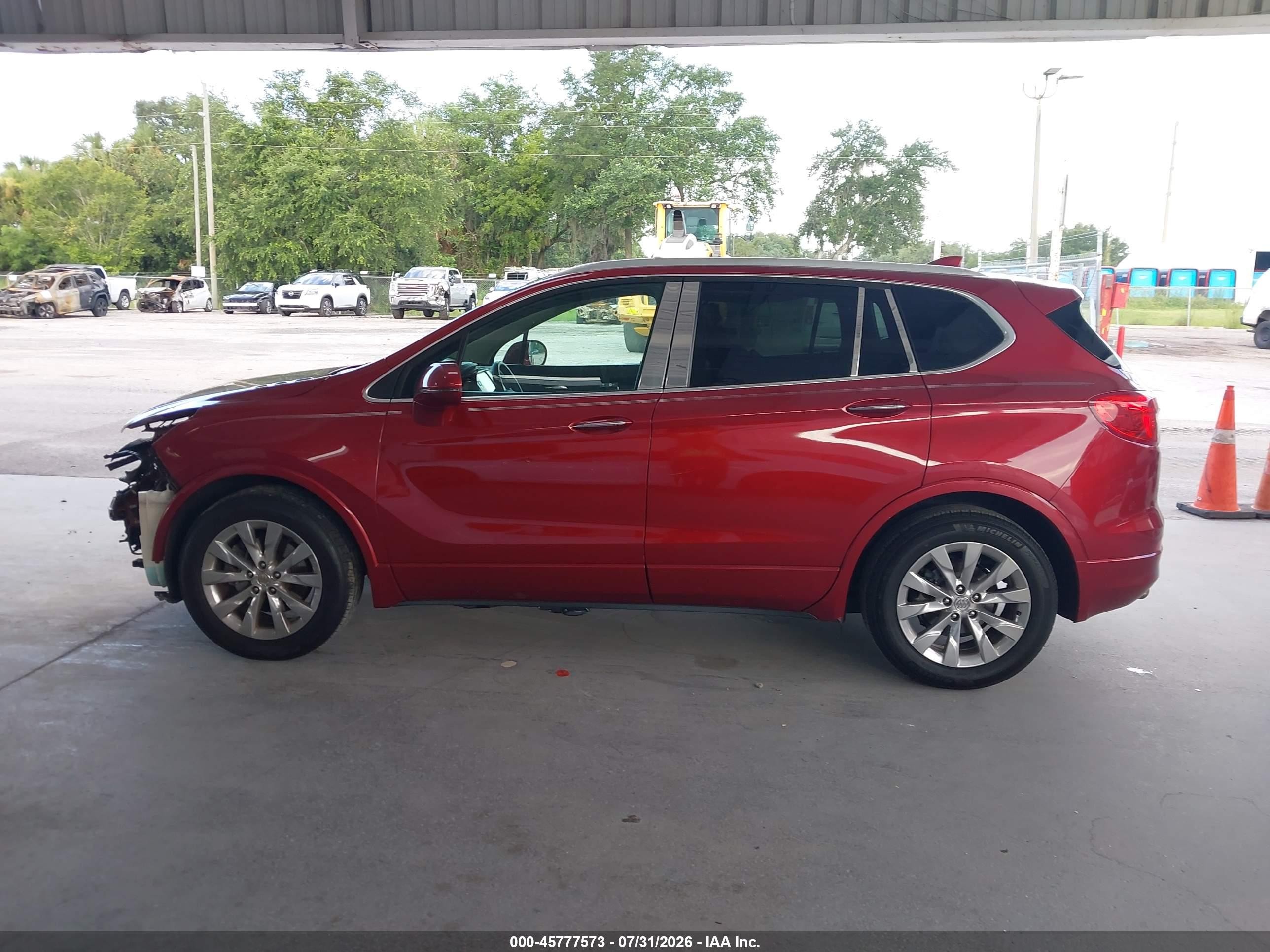 2017 Buick Envision Essence Red vin: LRBFXBSAXHD177567