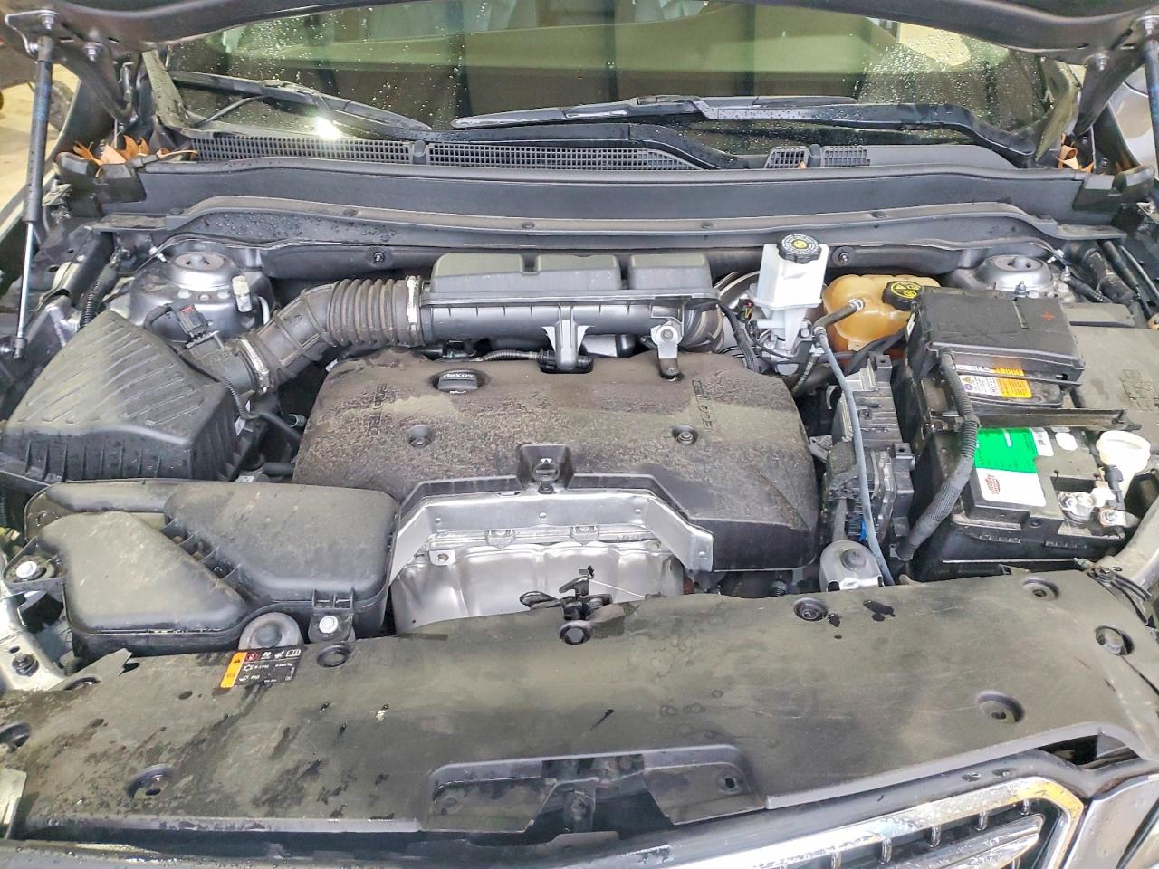 2019 Buick Envision Essence Gray vin: LRBFXCSA6KD005498