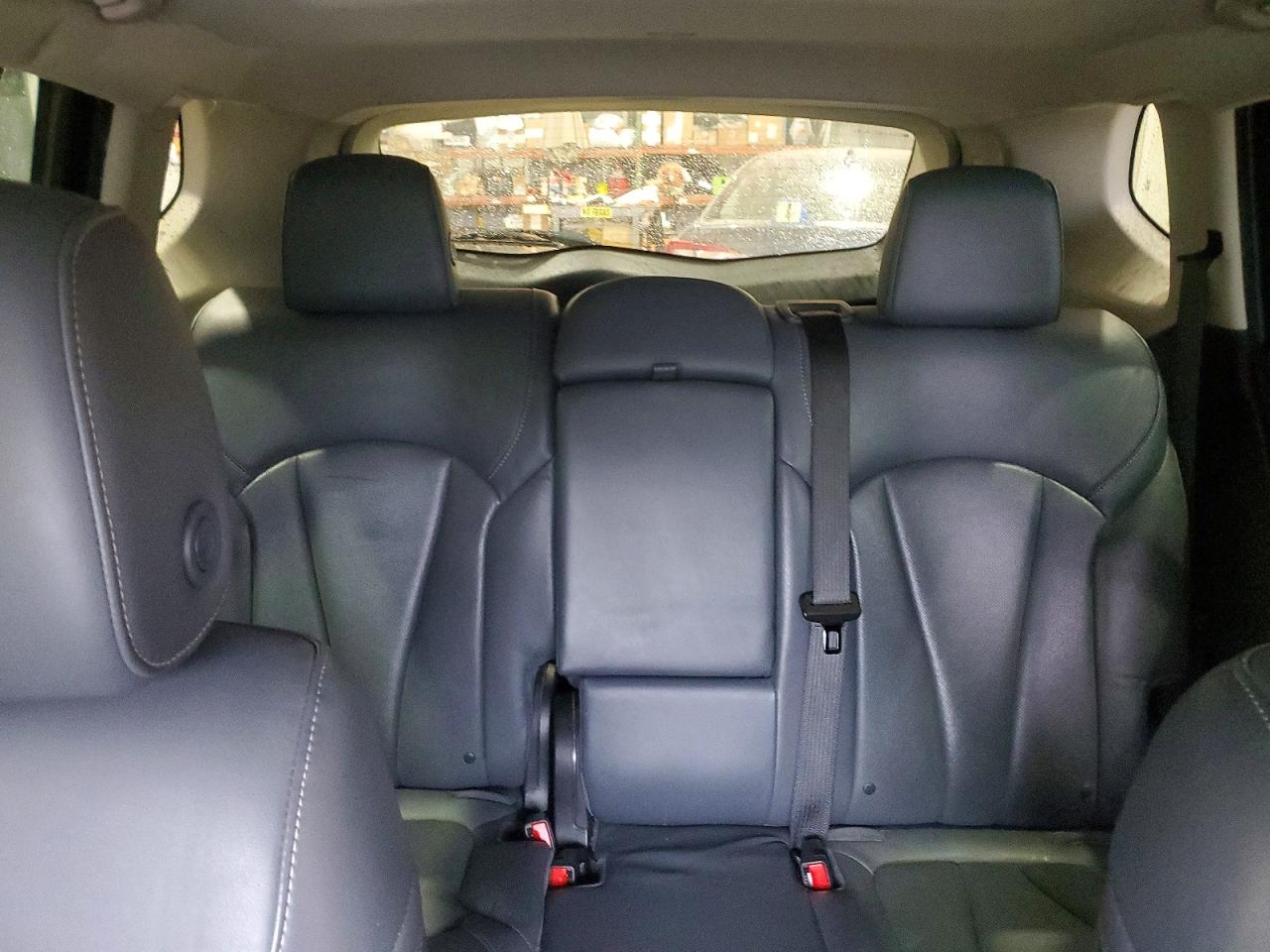 2019 Buick Envision Essence Gray vin: LRBFXCSA6KD005498