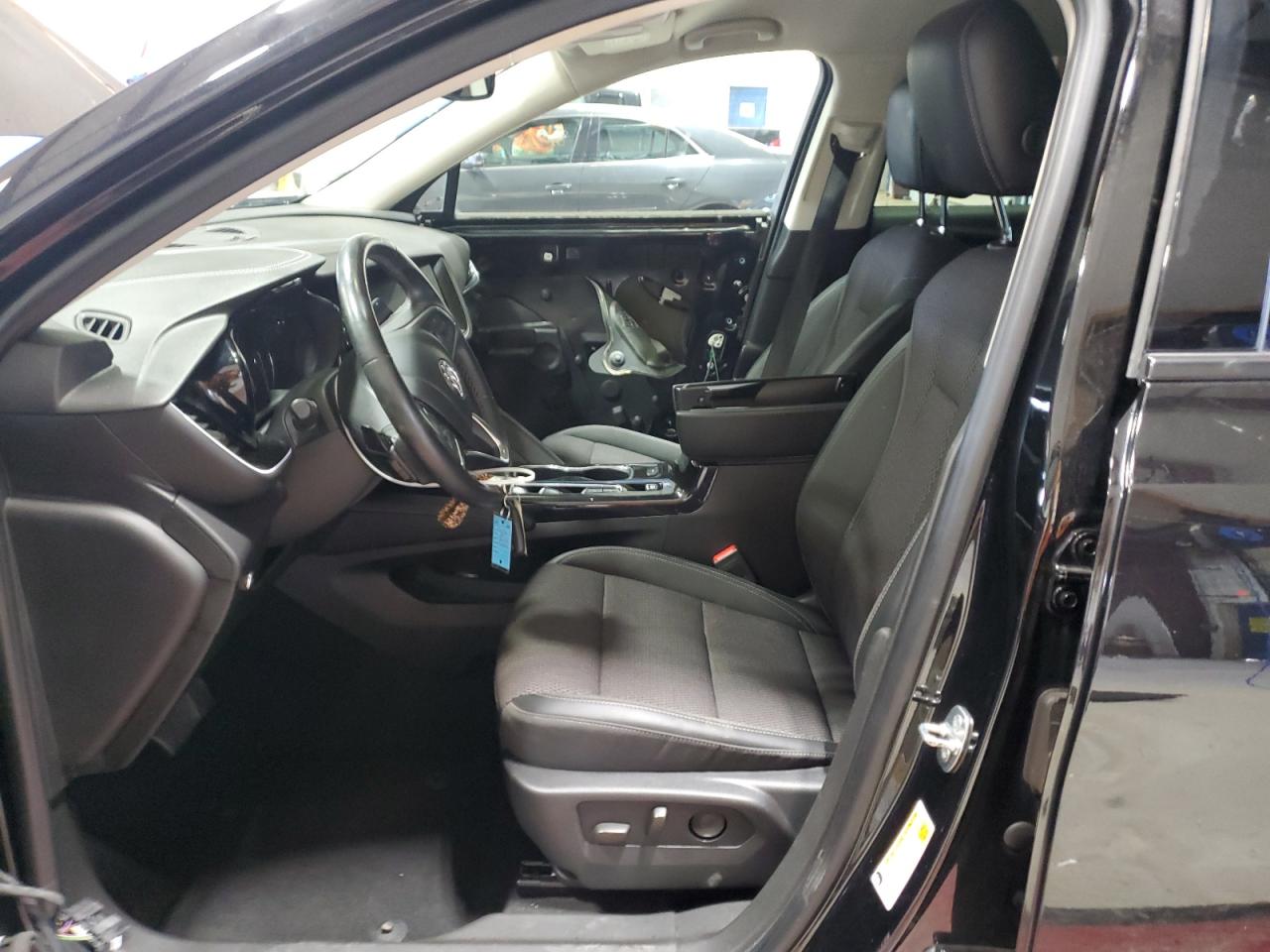2021 Buick Envision Preferred Черный vin: LRBFZMR42MD060520