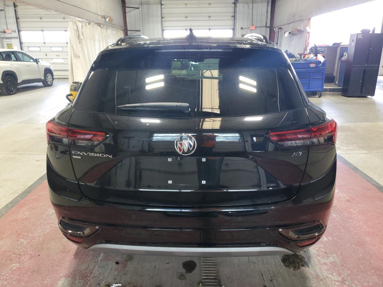 2021 Buick Envision Preferred Черный vin: LRBFZMR42MD060520