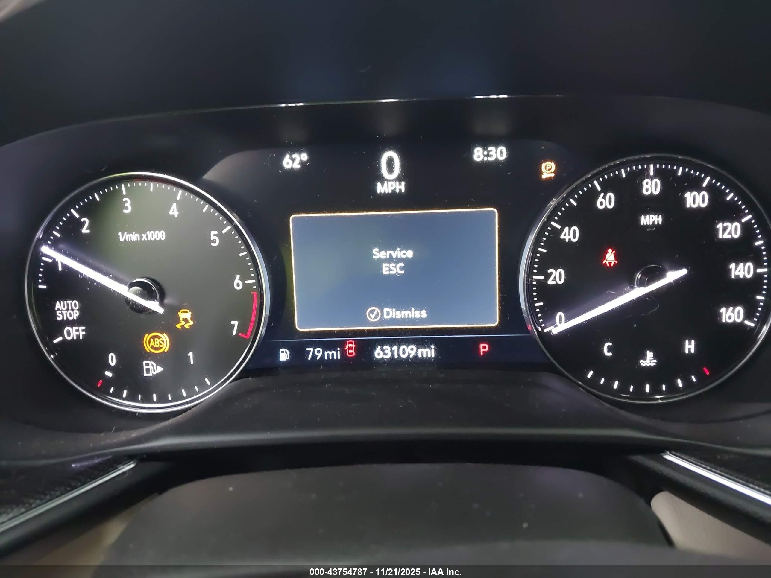 2021 Buick Envision Fwd Essence Черный vin: LRBFZNR42MD057476