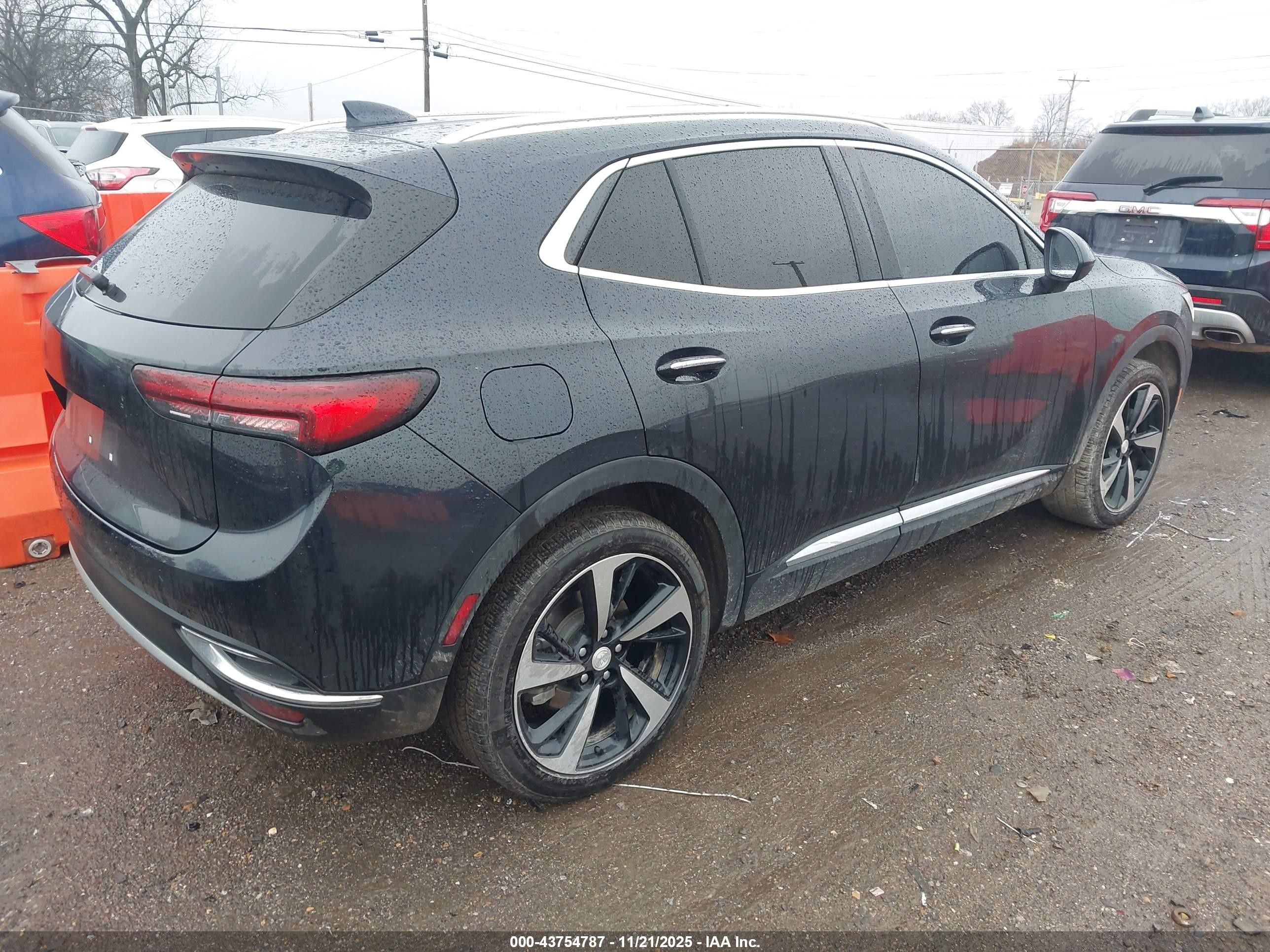 2021 Buick Envision Fwd Essence Черный vin: LRBFZNR42MD057476