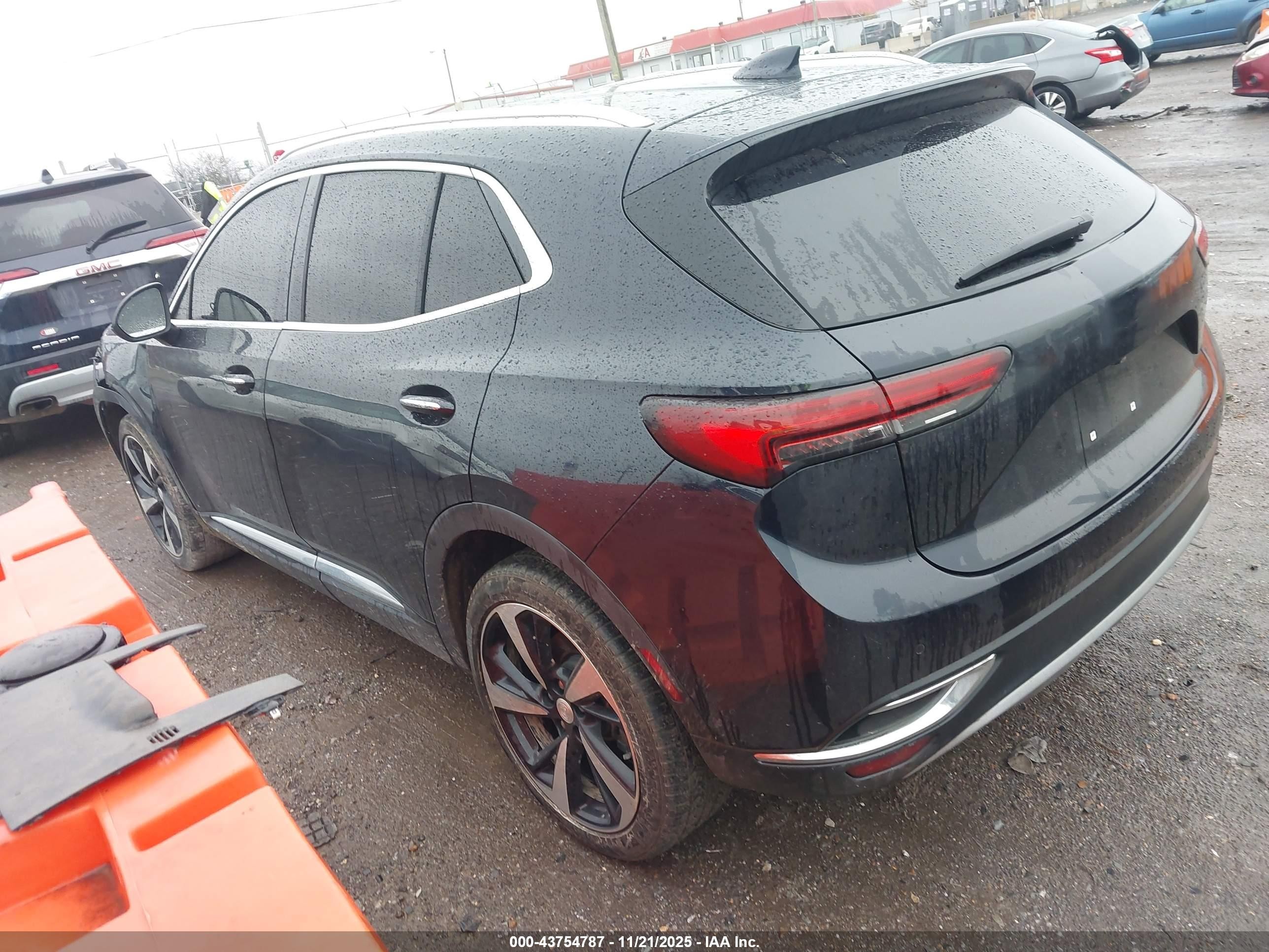 2021 Buick Envision Fwd Essence Черный vin: LRBFZNR42MD057476