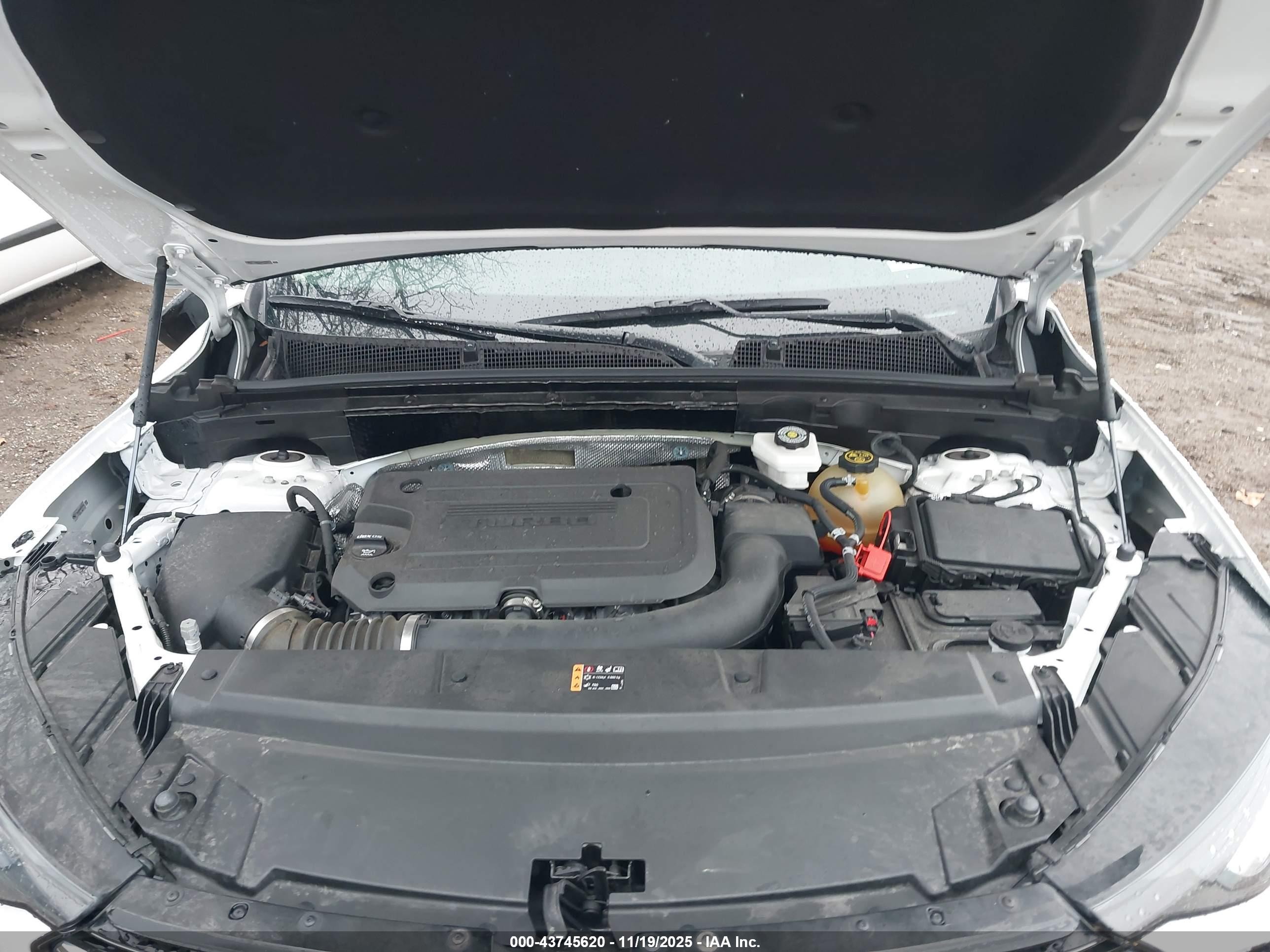 2022 Buick Envision Fwd Essence Белый vin: LRBFZNR44ND030376