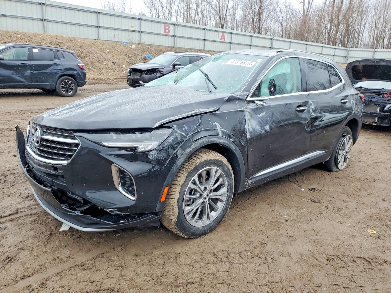2022 Buick Envision Essence Черный vin: LRBFZNR4XND129039