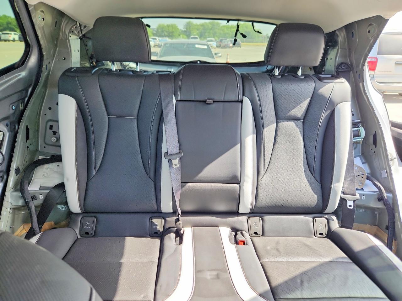 2024 Buick Envision Essence Серый vin: LRBFZPE42RD059611