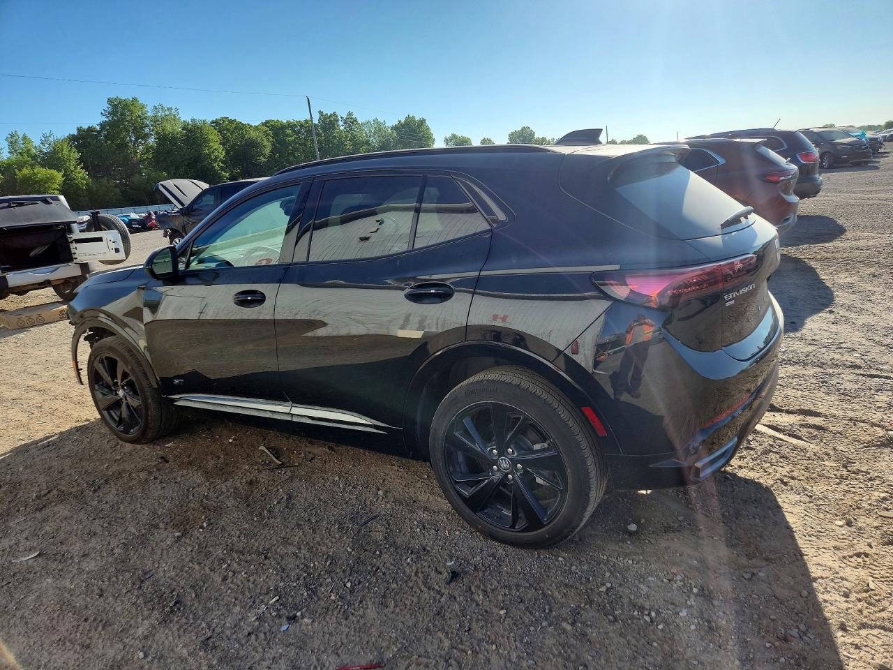 2024 Buick Envision Essence Угольный vin: LRBFZPE42RD070673