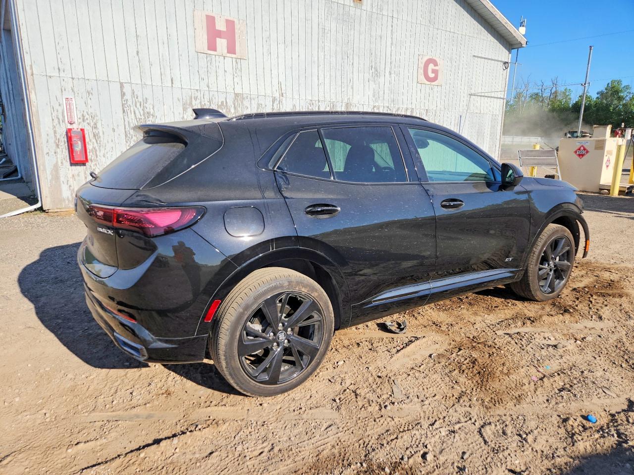 2024 Buick Envision Essence Угольный vin: LRBFZPE42RD070673