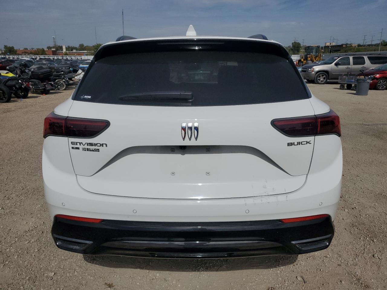 2024 Buick Envision Essence White vin: LRBFZPE45RD017921