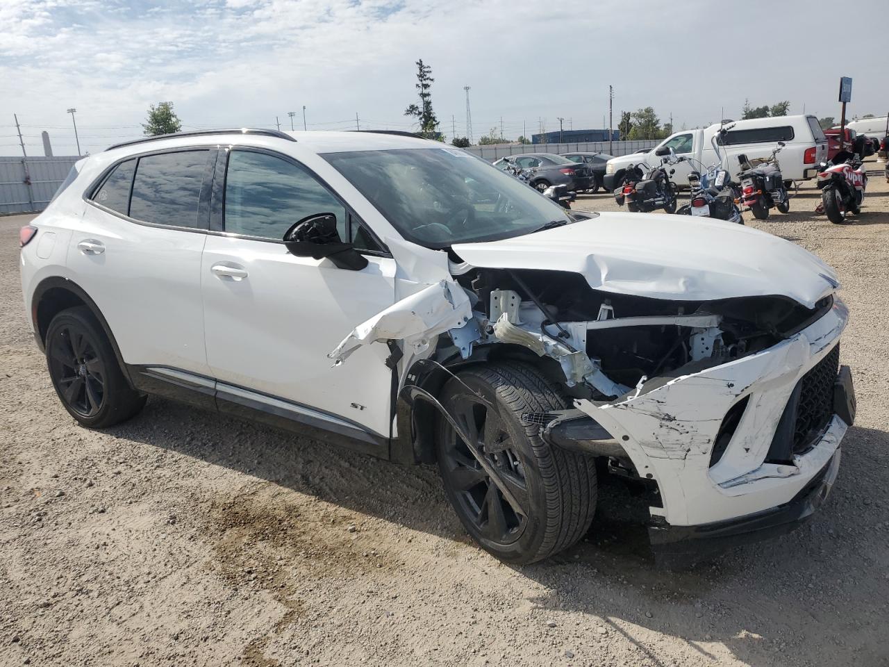 2024 Buick Envision Essence White vin: LRBFZPE45RD017921