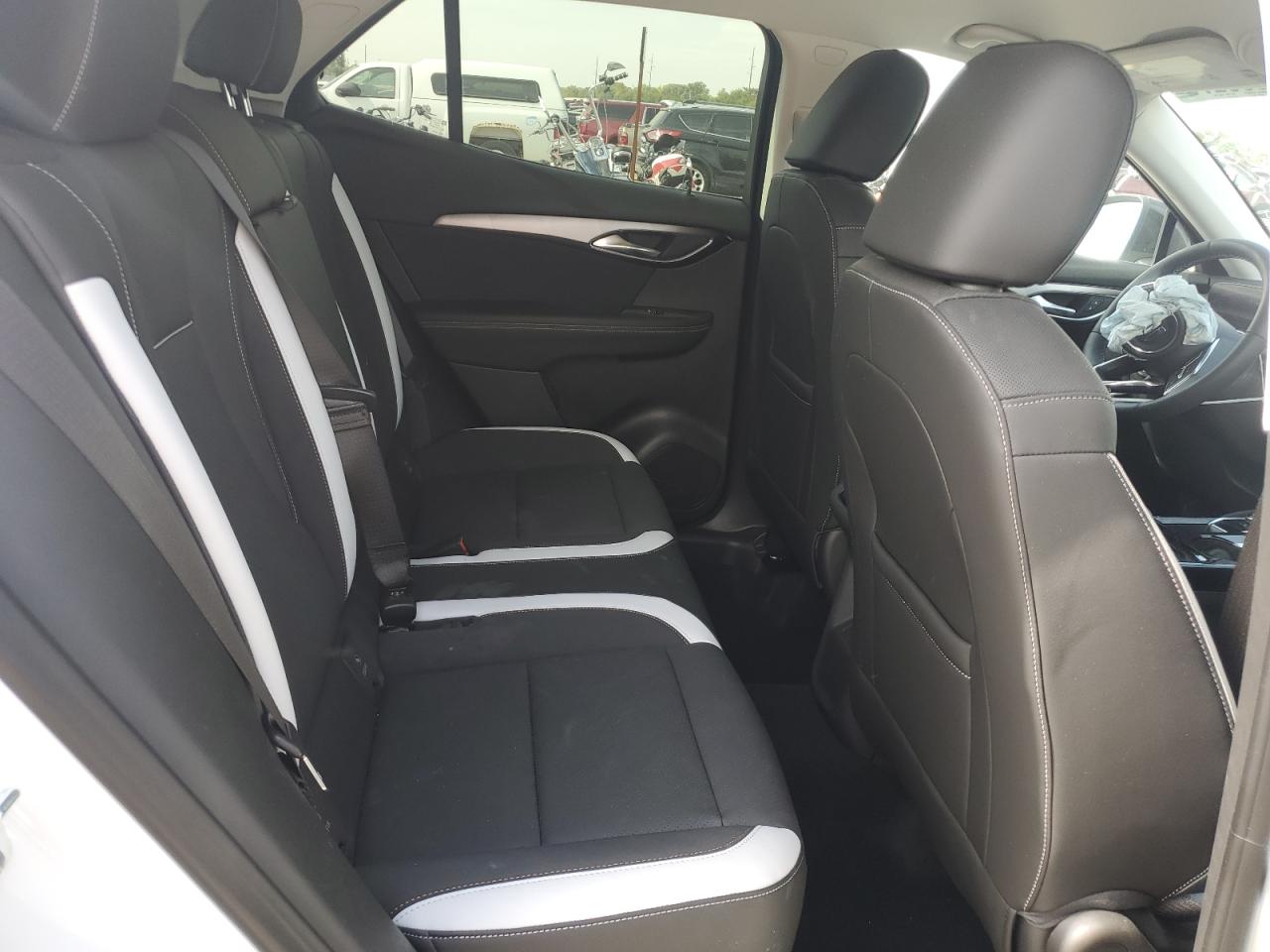 2024 Buick Envision Essence White vin: LRBFZPE45RD017921