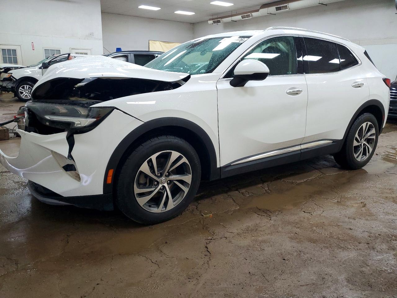2023 Buick Envision Essence Белый vin: LRBFZPR48PD098968