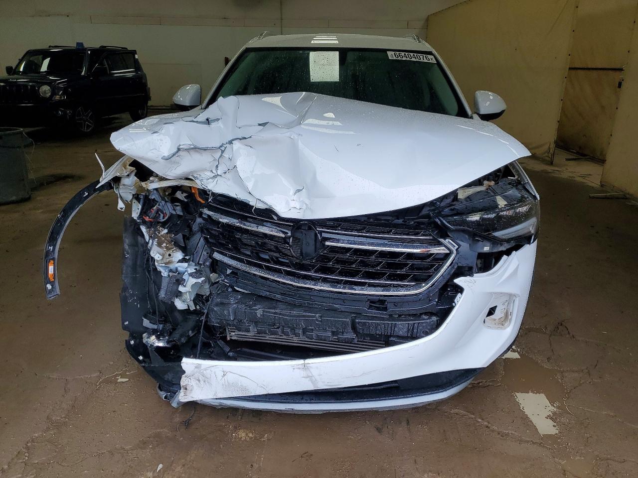 2023 Buick Envision Essence Белый vin: LRBFZPR48PD098968