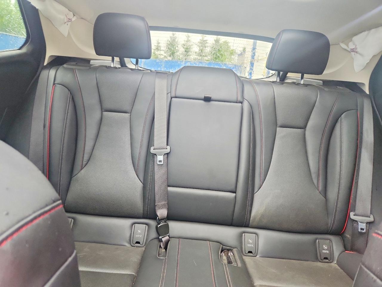 2023 Buick Envision Essence Black vin: LRBFZPR49PD100047