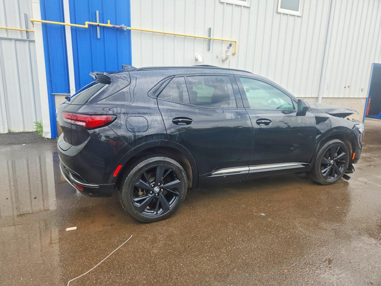 2023 Buick Envision Essence Black vin: LRBFZPR49PD100047