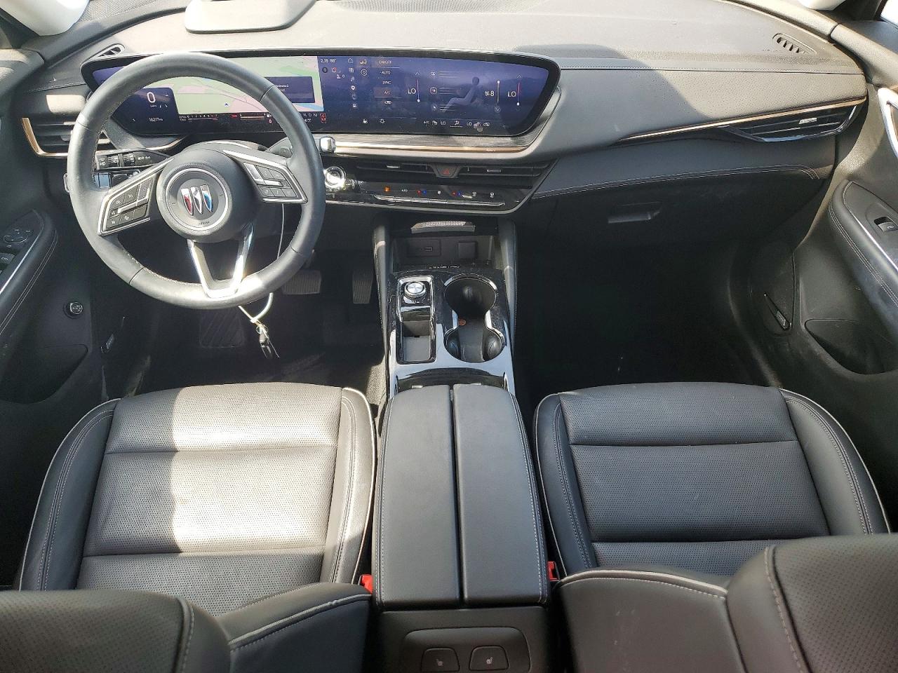 2024 Buick Envision Avenir Silver vin: LRBFZSE4XRD060945