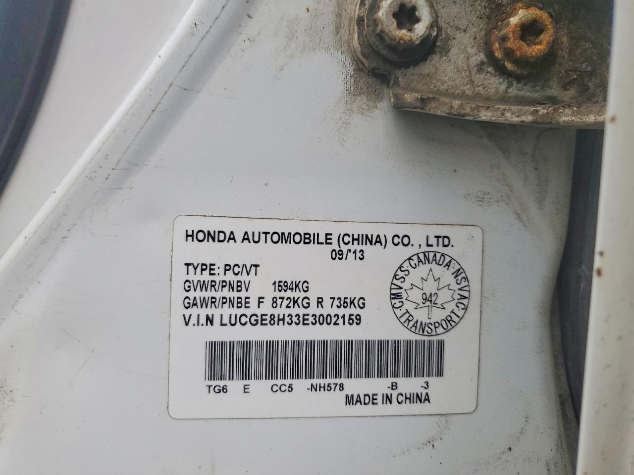 2014 Honda Fit Dx-a White vin: LUCGE8H33E3002159