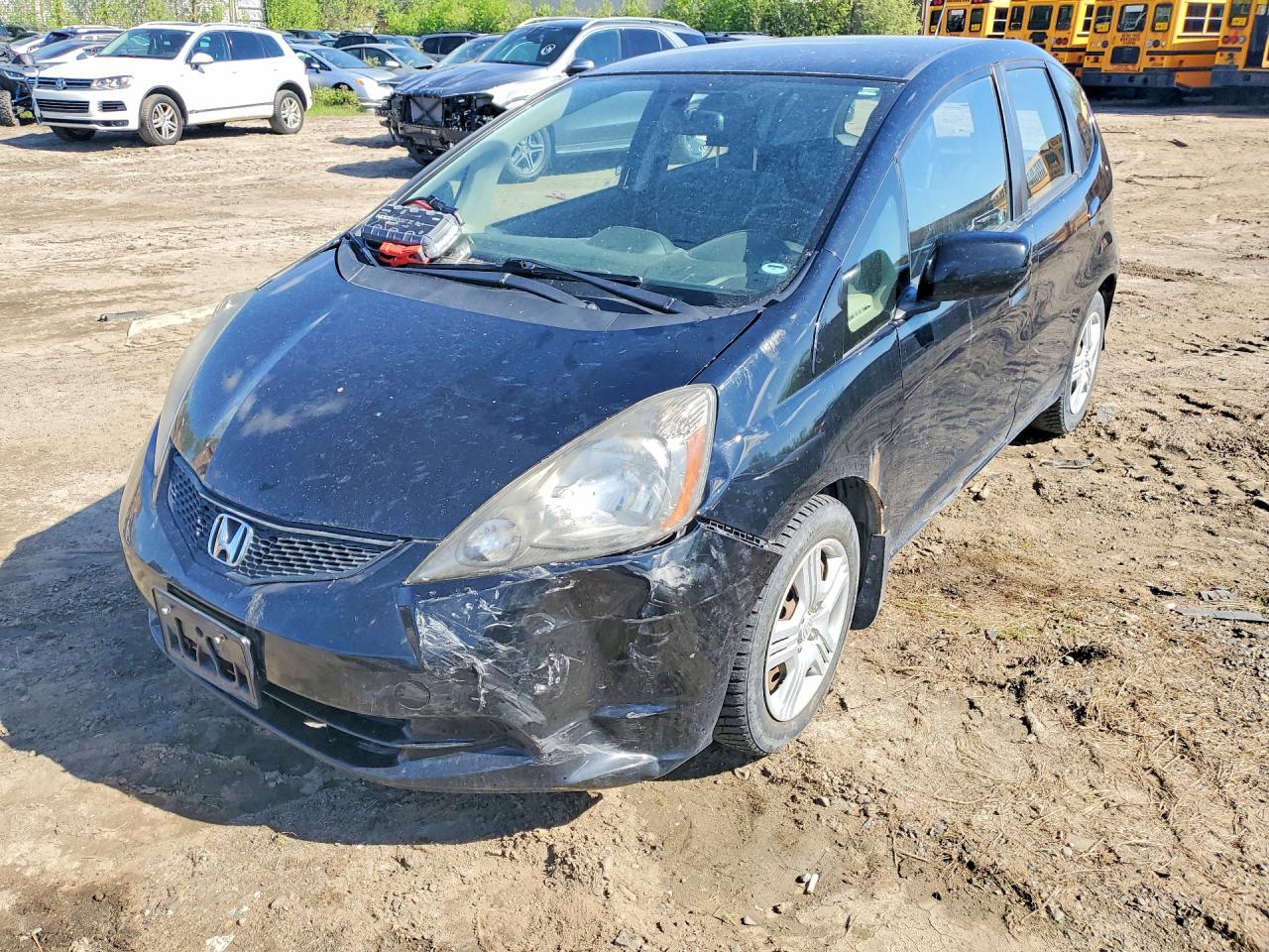 2012 Honda Fit Lx Black vin: LUCGE8H56C3004034