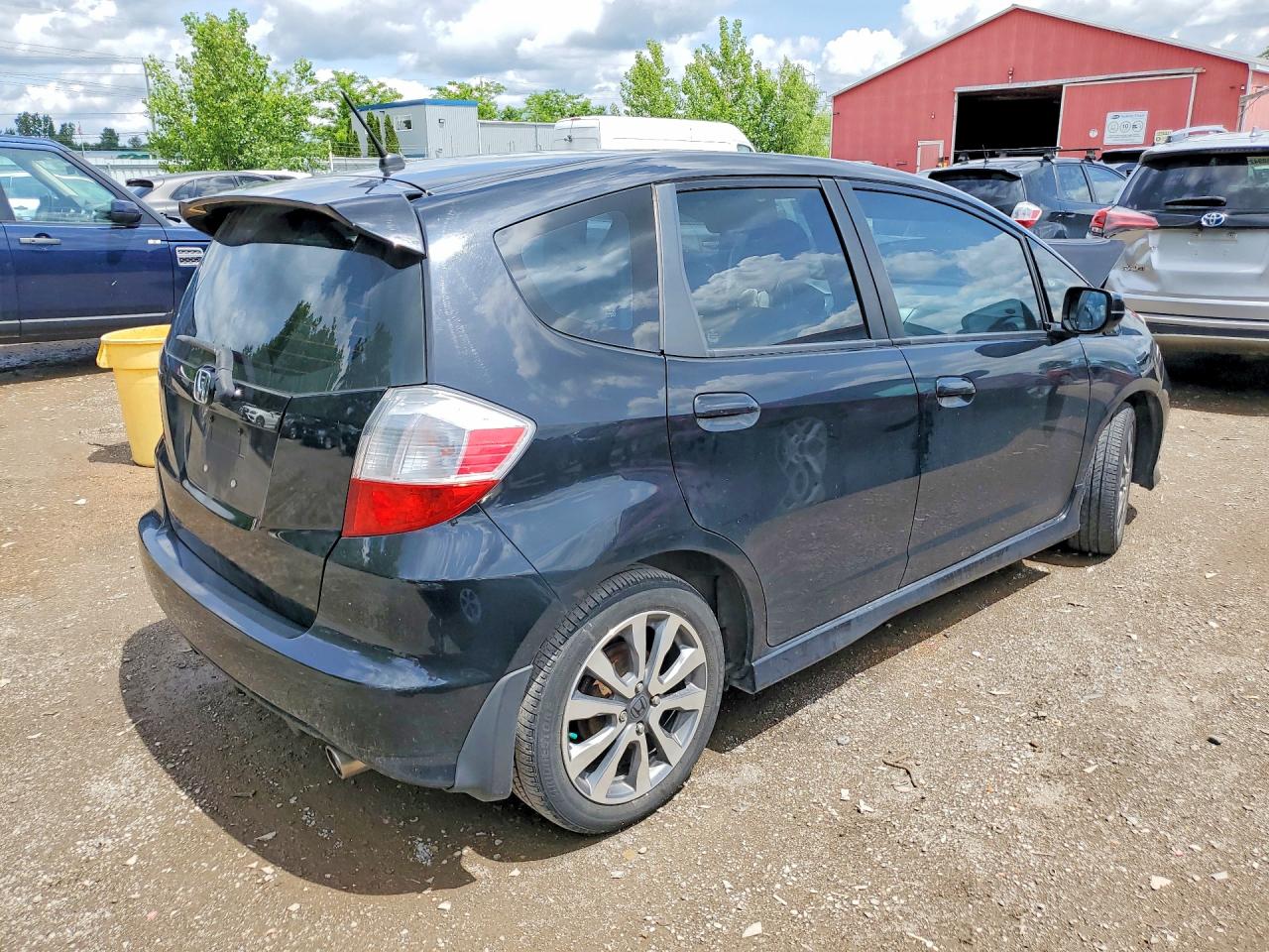 2014 Honda Fit Sport Black vin: LUCGE8H77E3002099