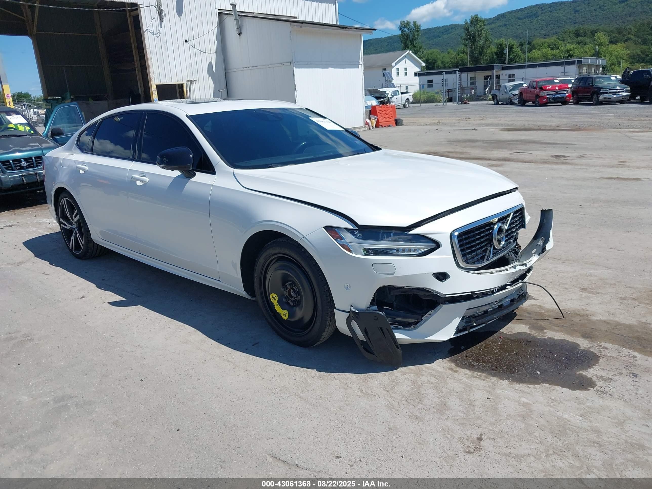 LVYA22MT1LP170564
